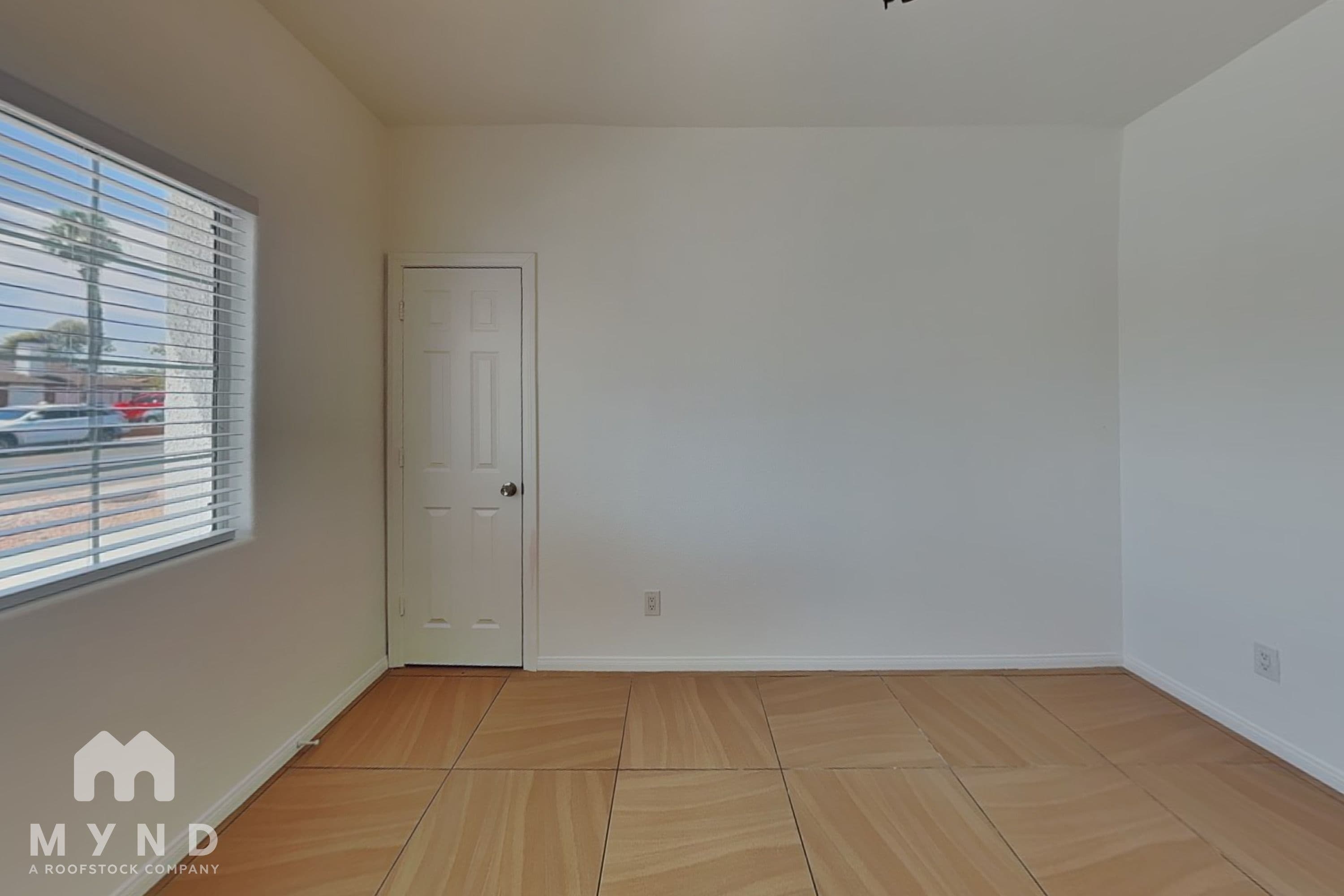 MYND — 5 Bedroom(s) and 2 Bathroom(s) - Photo 16