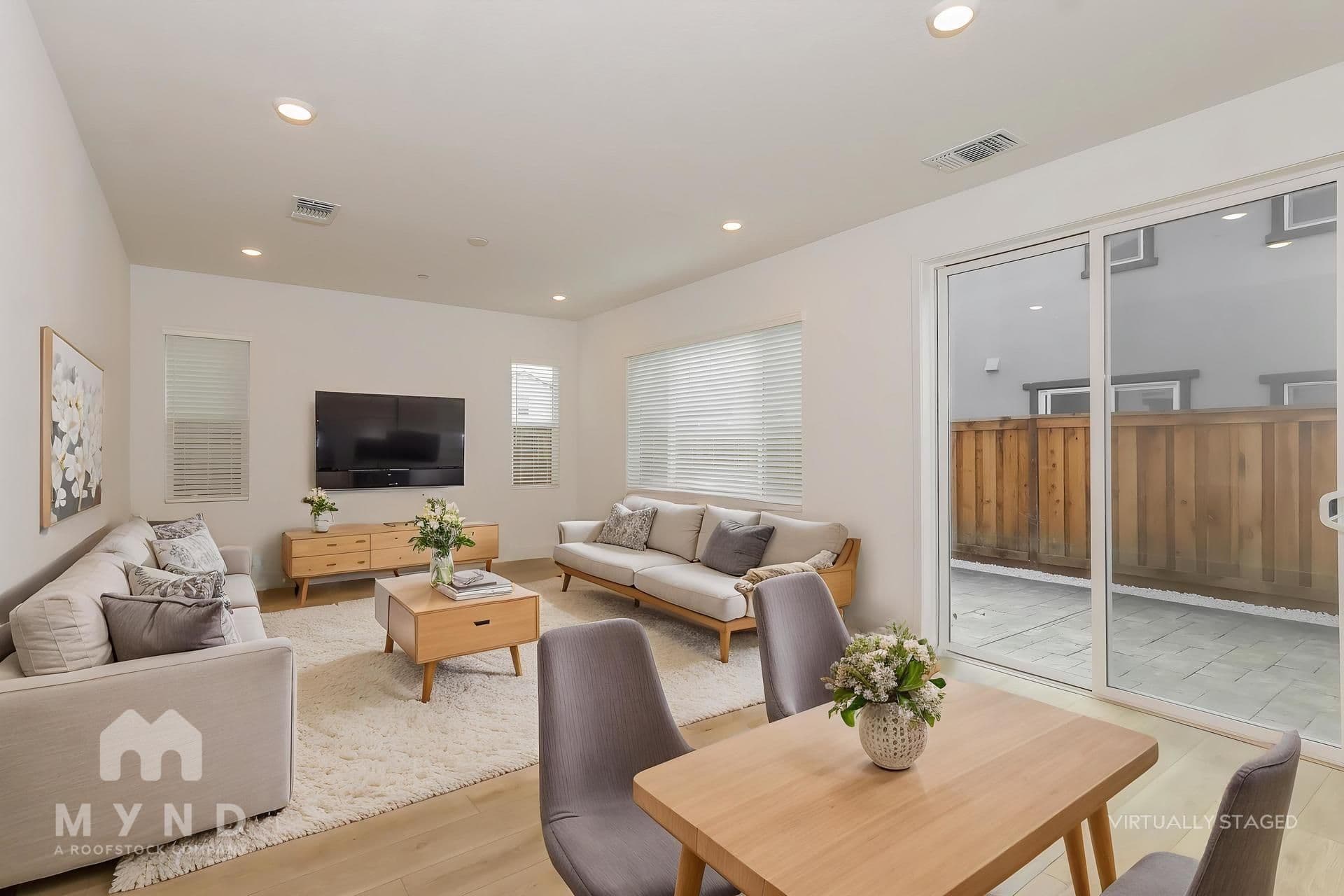 MYND — 4 Bedroom(s) and 3 Bathroom(s) - Photo 2