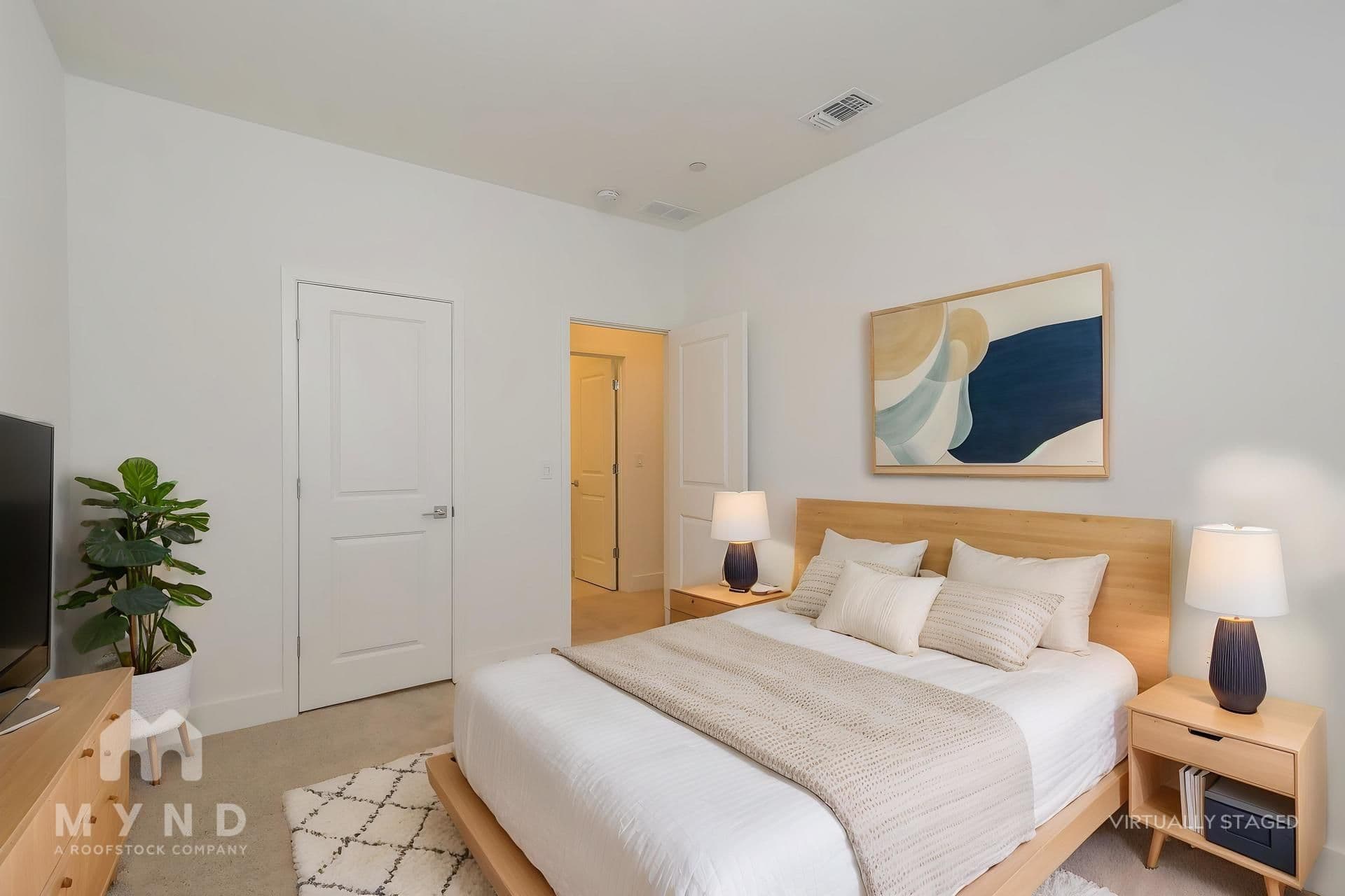 MYND — 4 Bedroom(s) and 3 Bathroom(s) - Photo 3