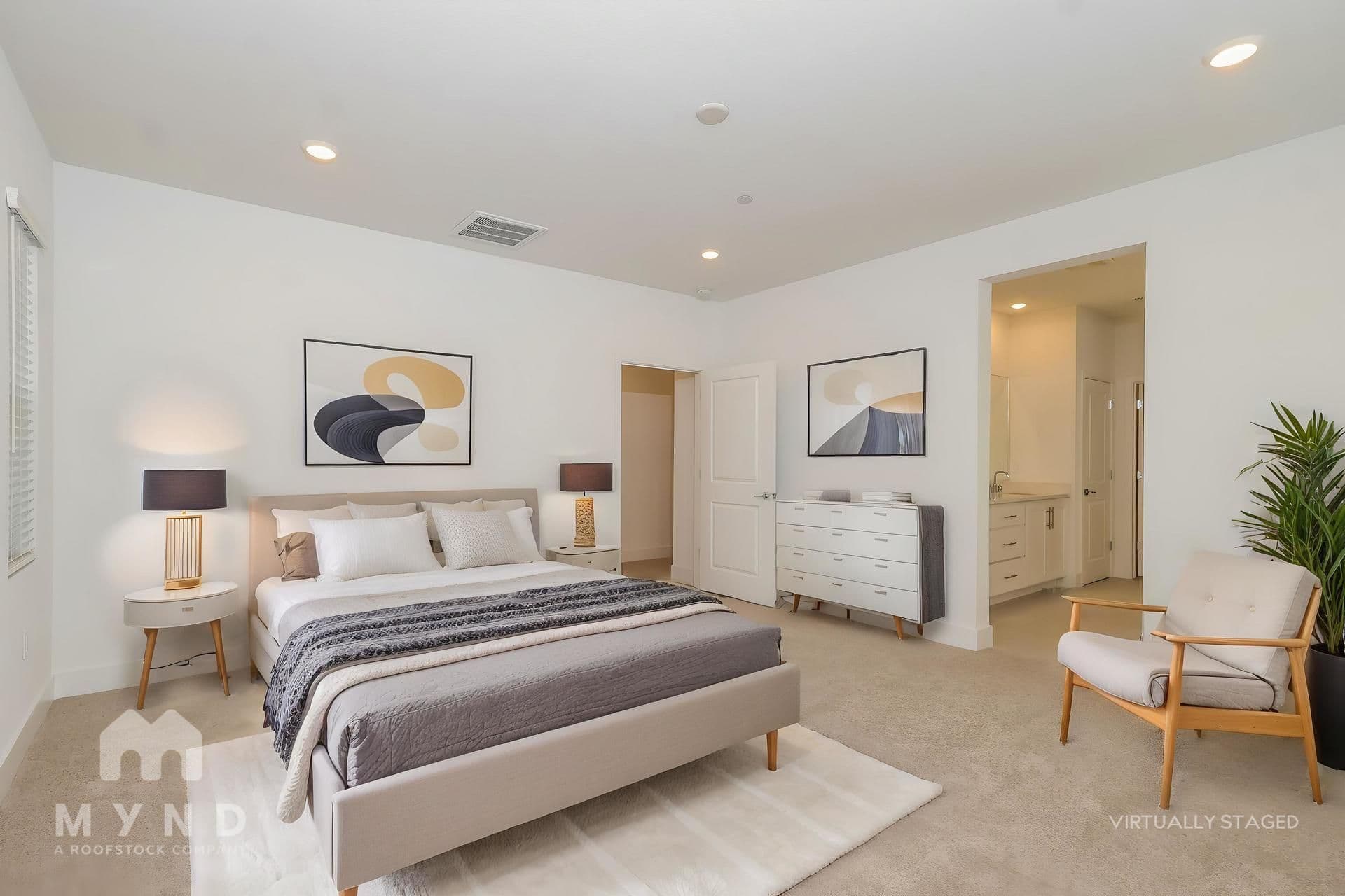 MYND — 4 Bedroom(s) and 3 Bathroom(s) - Photo 4