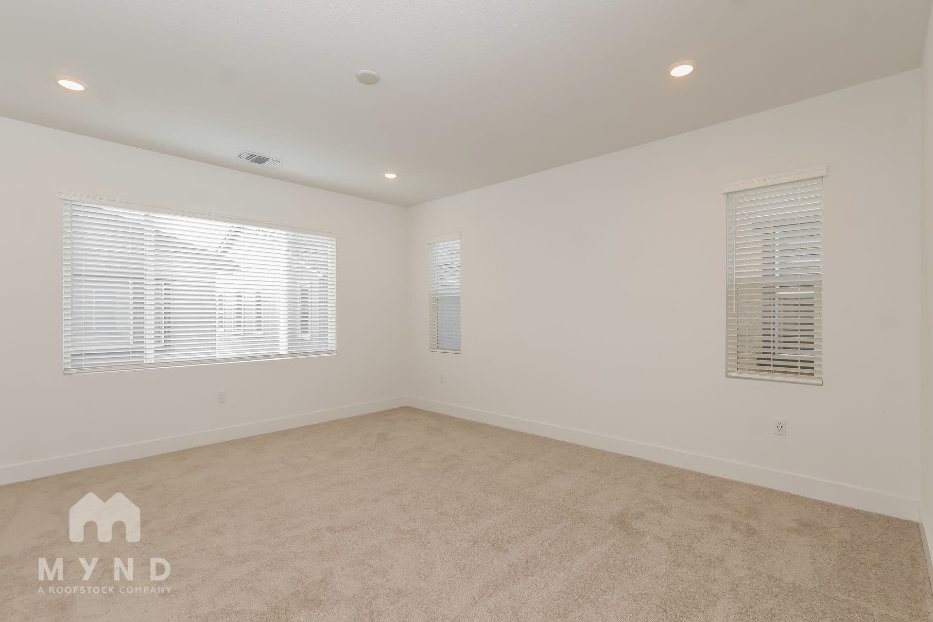 MYND — 4 Bedroom(s) and 3 Bathroom(s) - Photo 9