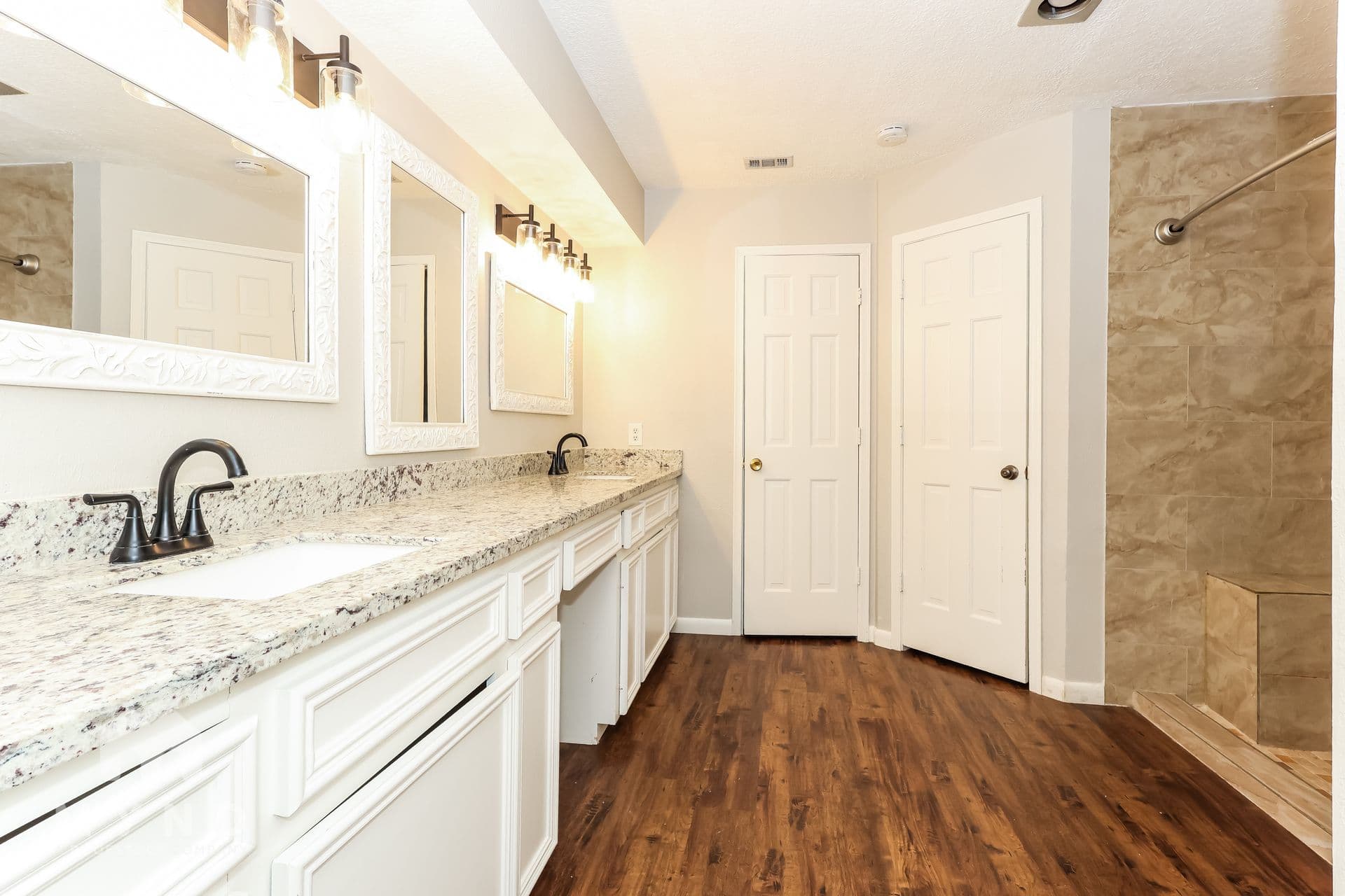 MYND — 4 Bedroom(s) and 3.5 Bathroom(s) - Photo 18