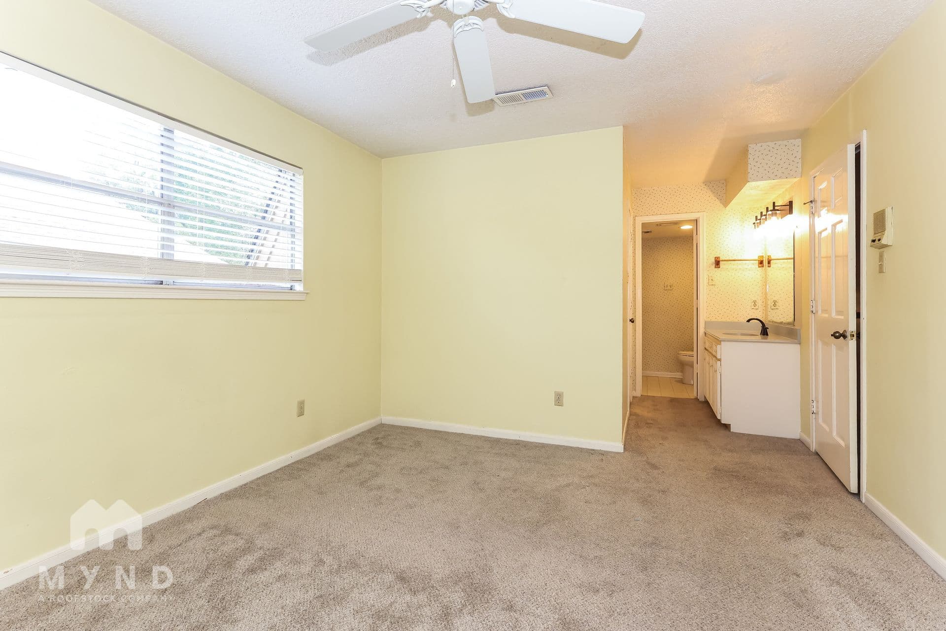 MYND — 4 Bedroom(s) and 3.5 Bathroom(s) - Photo 23