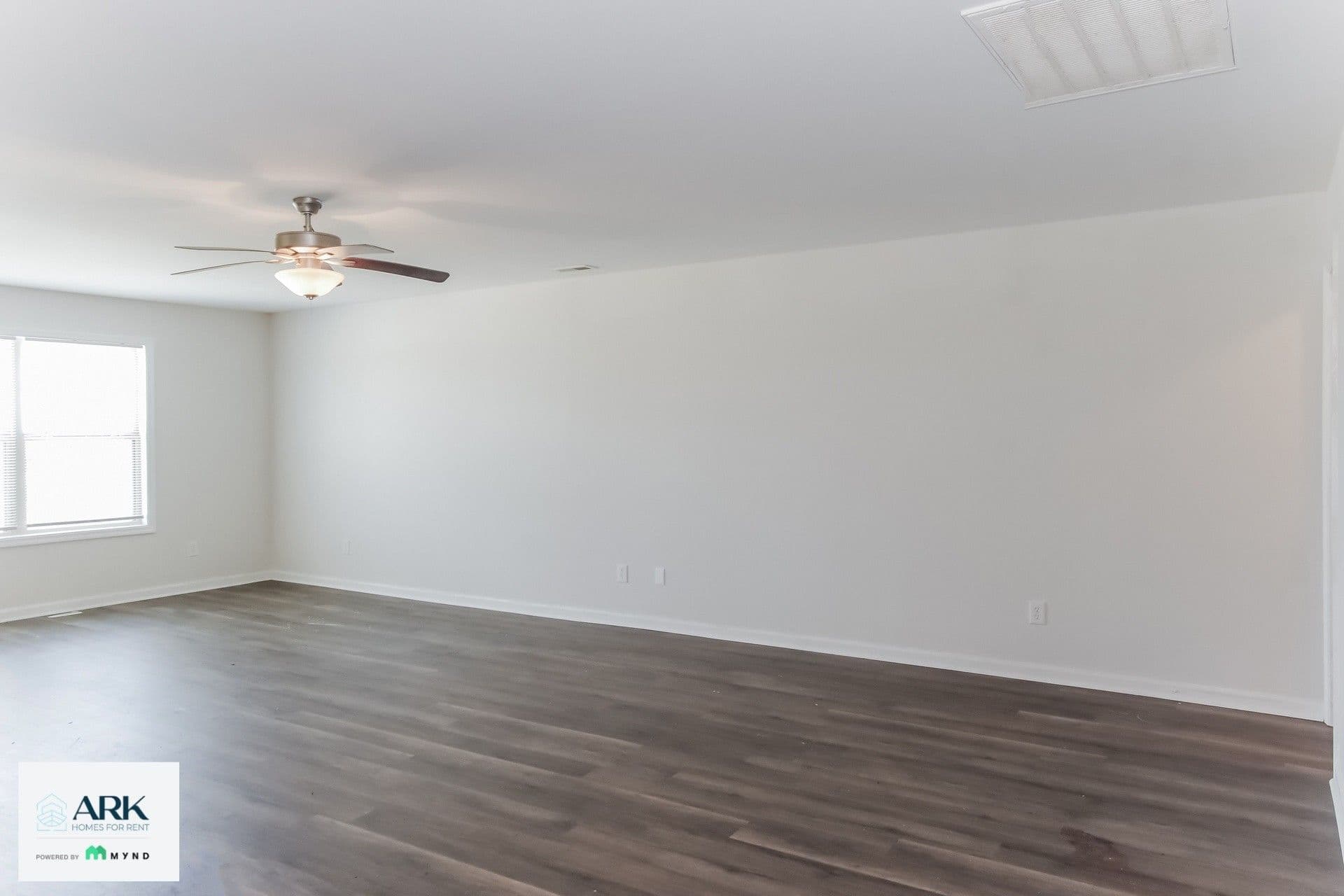 MYND — 5 Bedroom(s) and 3.5 Bathroom(s) - Photo 14