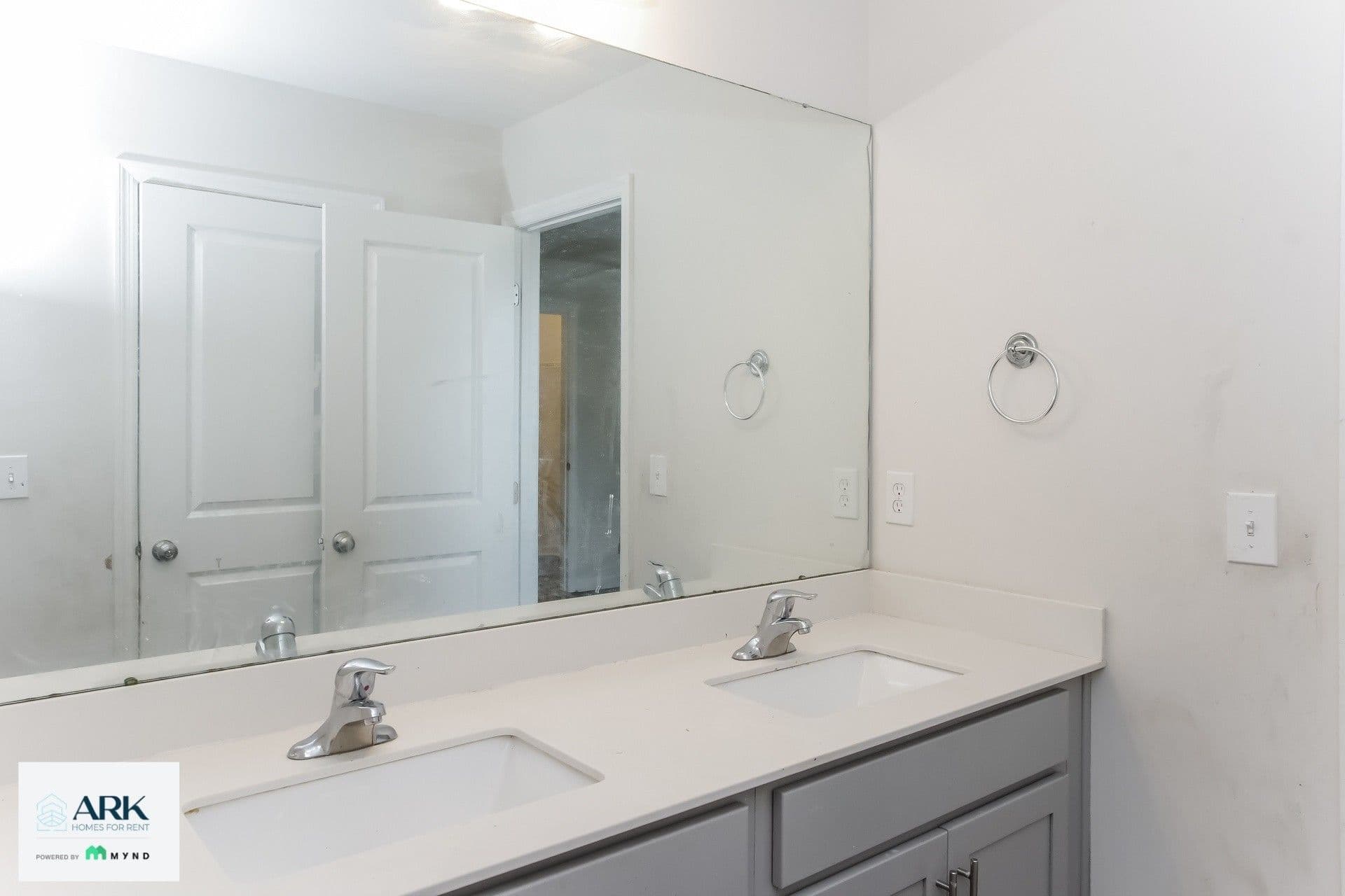 MYND — 5 Bedroom(s) and 3.5 Bathroom(s) - Photo 19