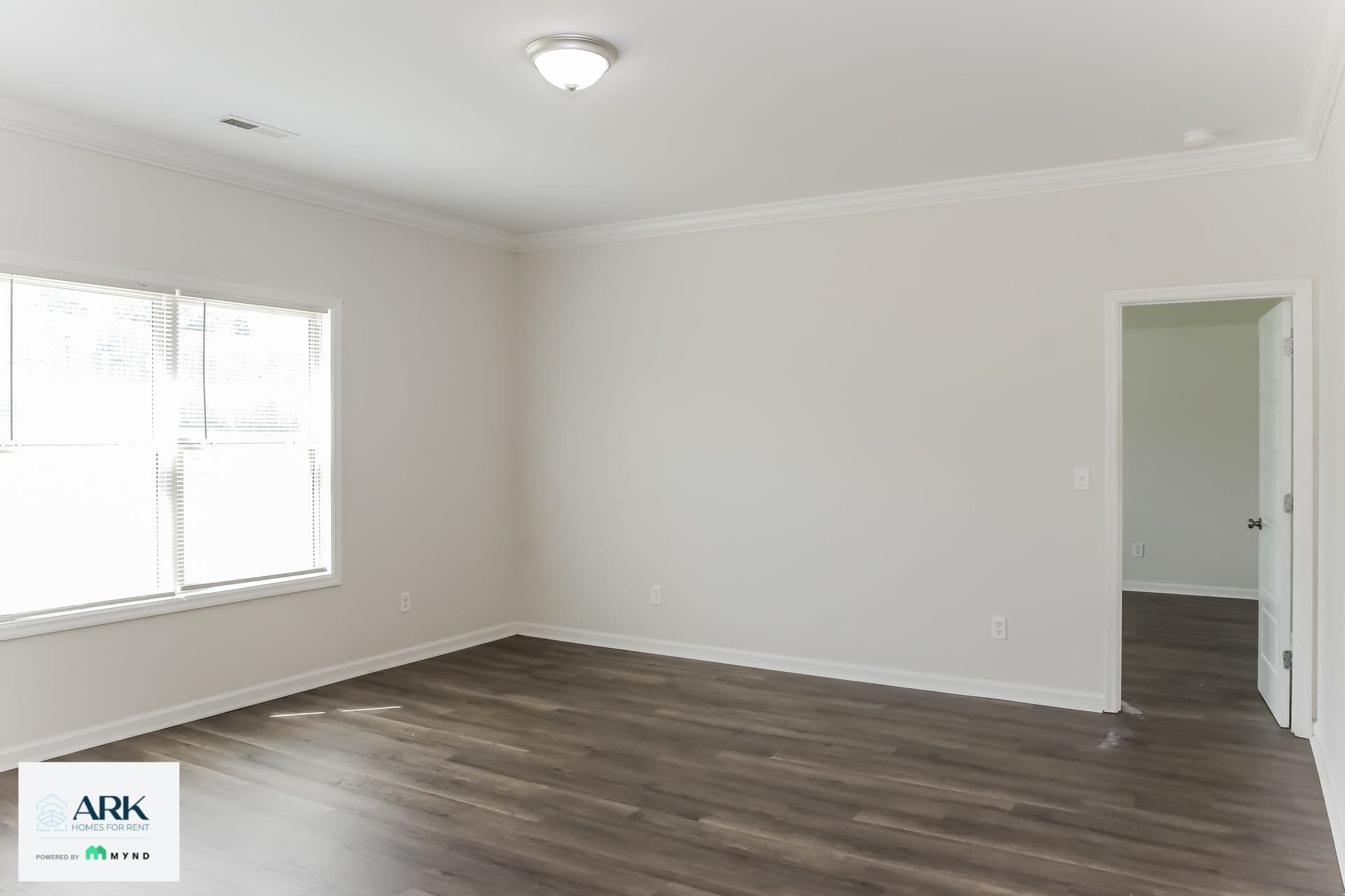 MYND — 5 Bedroom(s) and 3.5 Bathroom(s) - Photo 26