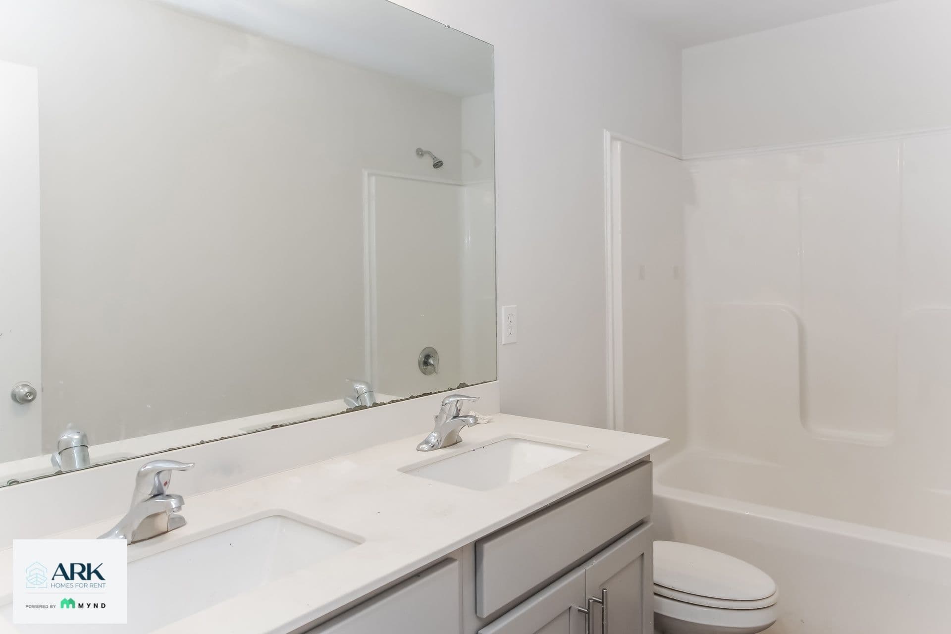 MYND — 5 Bedroom(s) and 3.5 Bathroom(s) - Photo 29