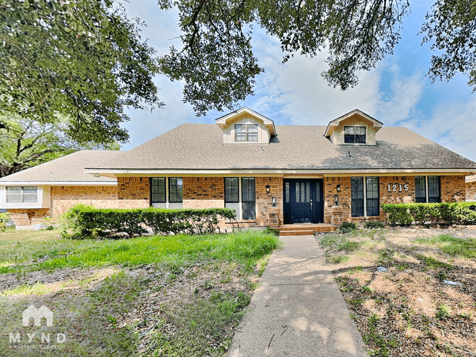 MYND — 5 Bedroom(s) and 3.5 Bathroom(s) - Photo 1