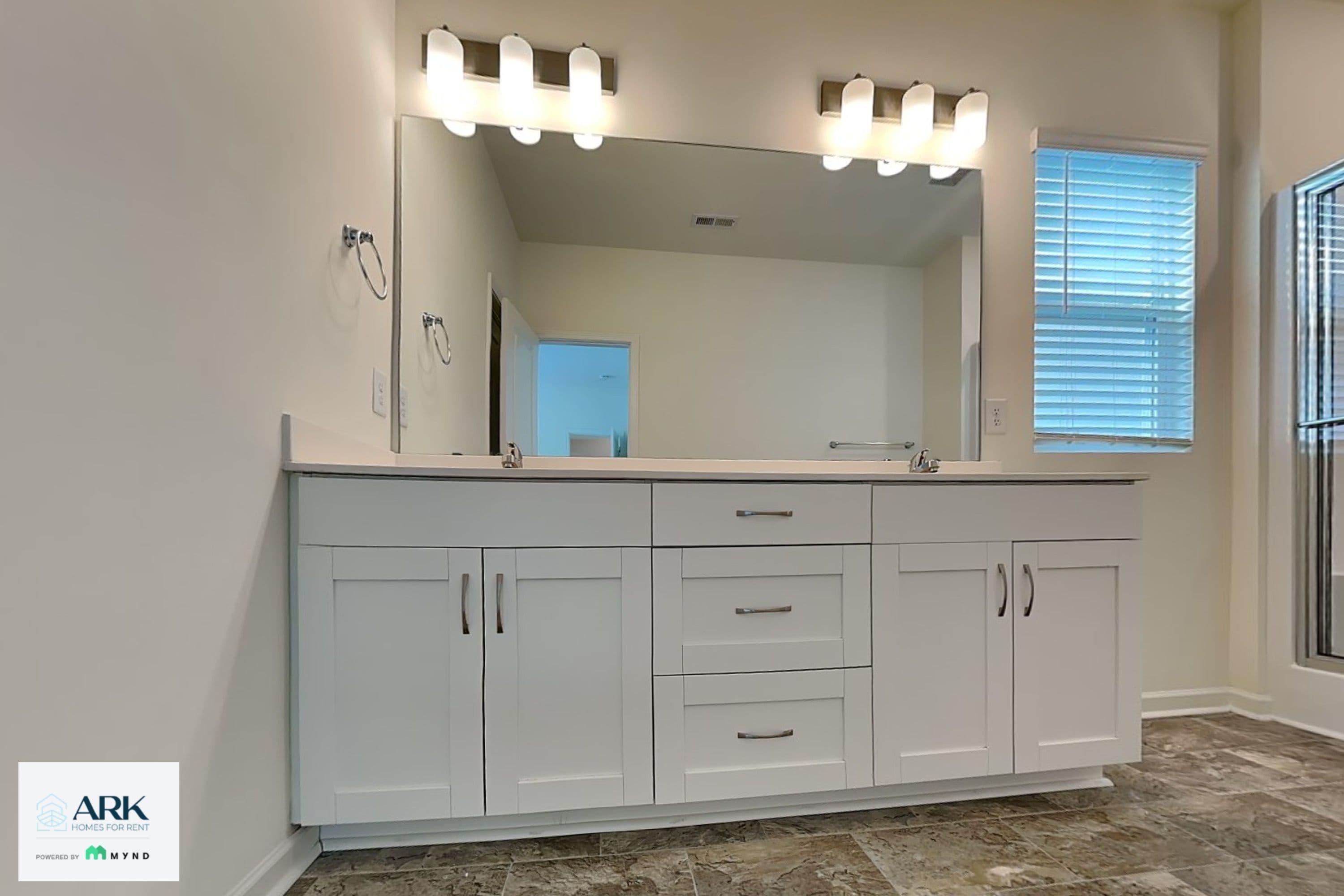 MYND — 3 Bedroom(s) and 2.5 Bathroom(s) - Photo 16