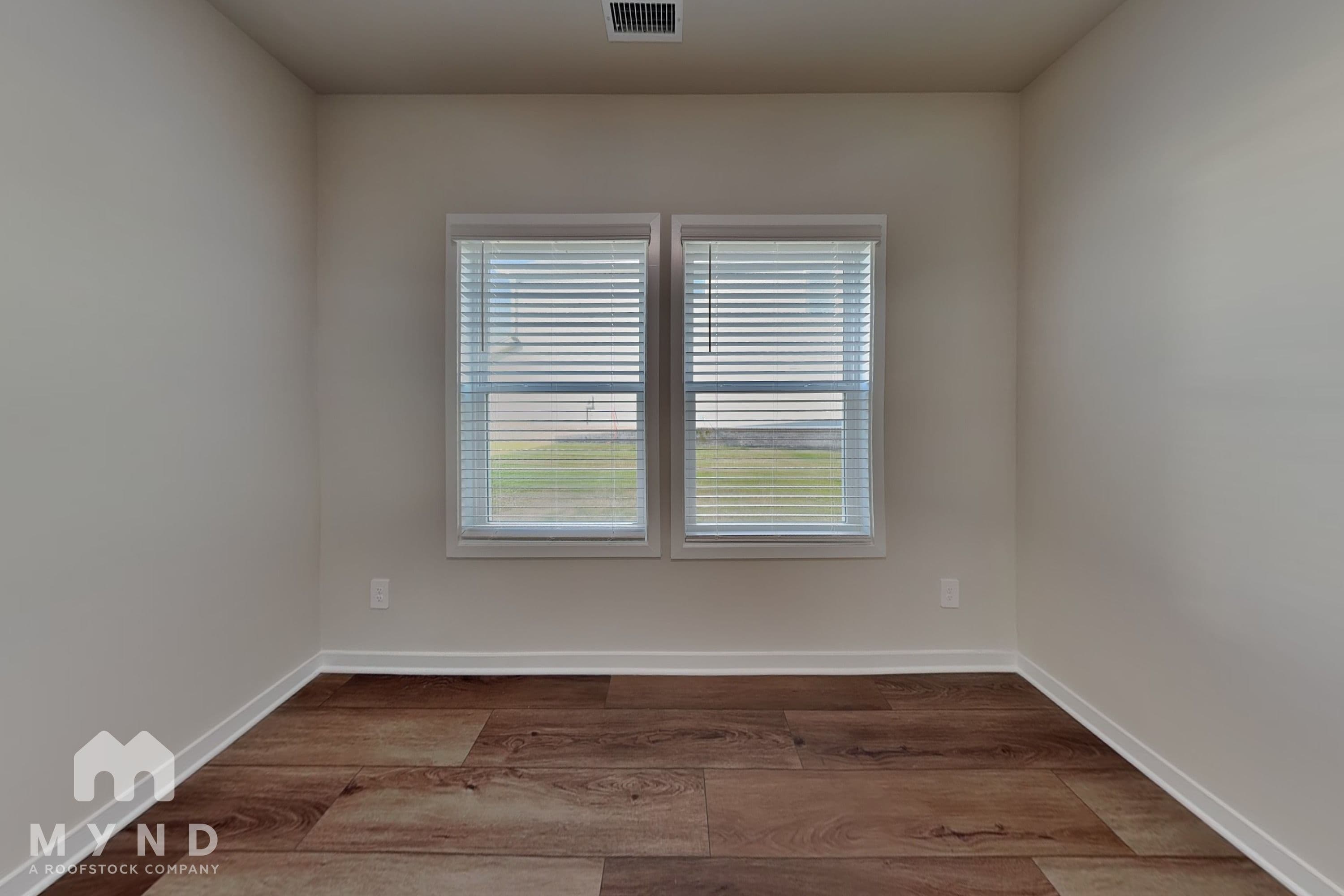 MYND — 4 Bedroom(s) and 2.5 Bathroom(s) - Photo 6