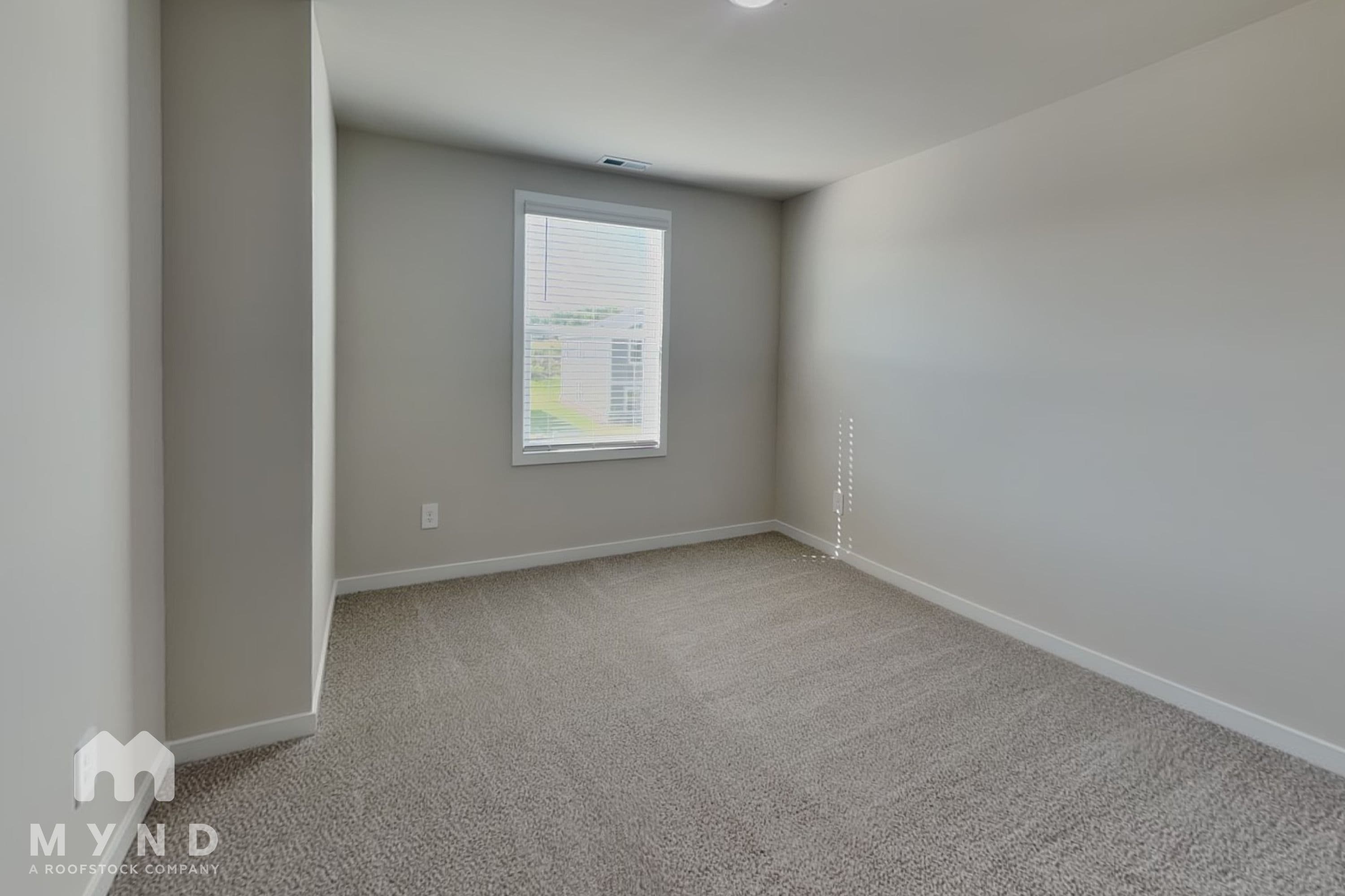 MYND — 4 Bedroom(s) and 2.5 Bathroom(s) - Photo 13