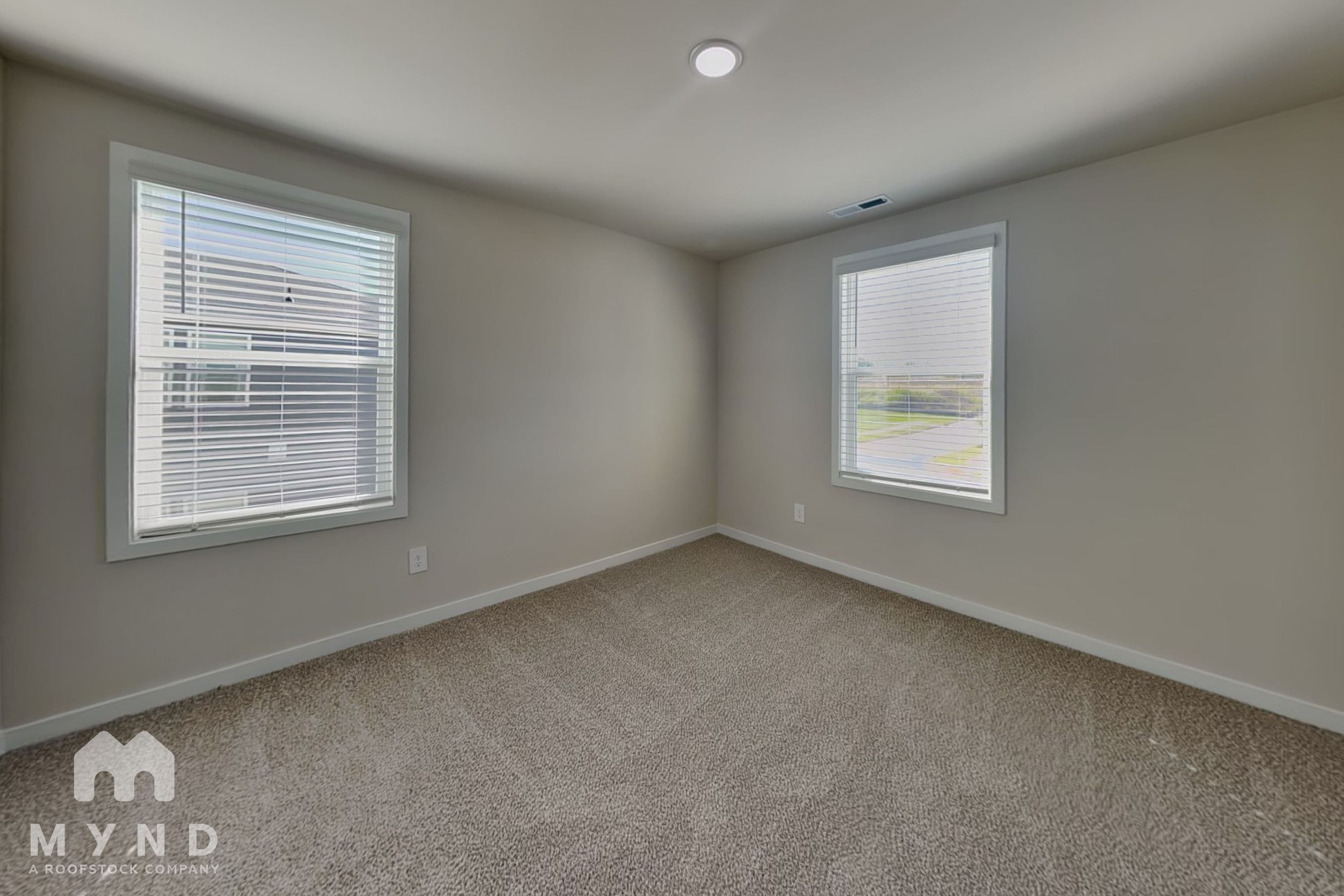 MYND — 4 Bedroom(s) and 2.5 Bathroom(s) - Photo 16