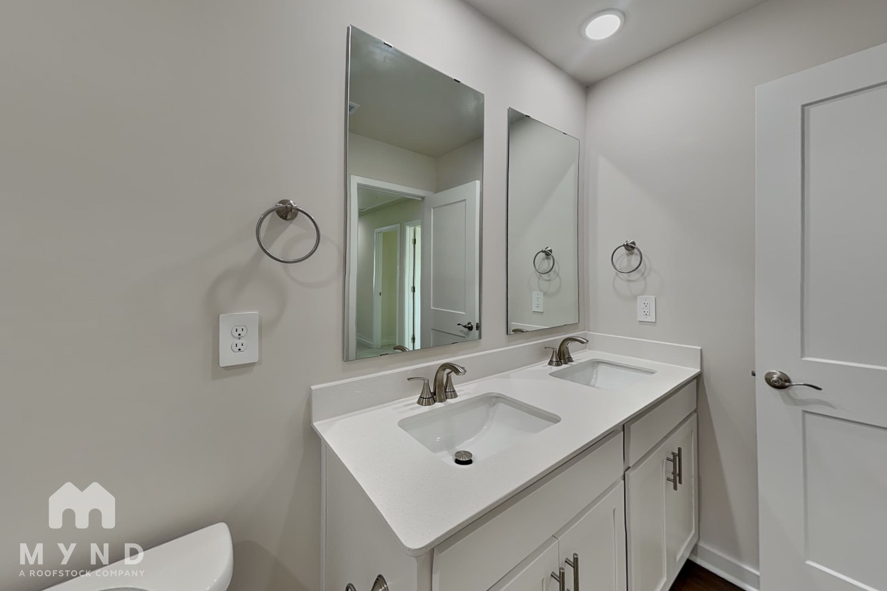 MYND — 4 Bedroom(s) and 2.5 Bathroom(s) - Photo 17