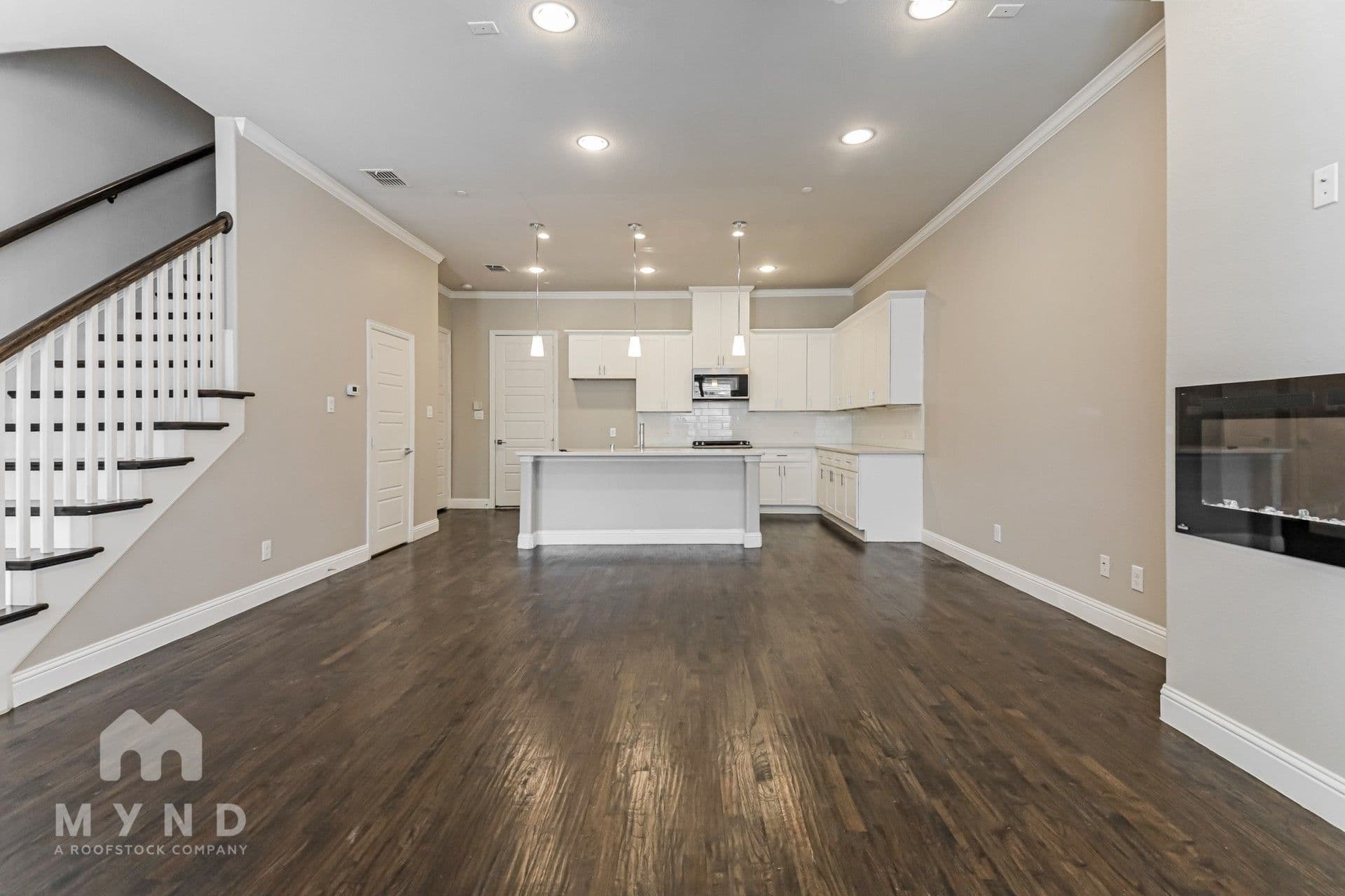 MYND — 3 Bedroom(s) and 2.5 Bathroom(s) - Photo 8