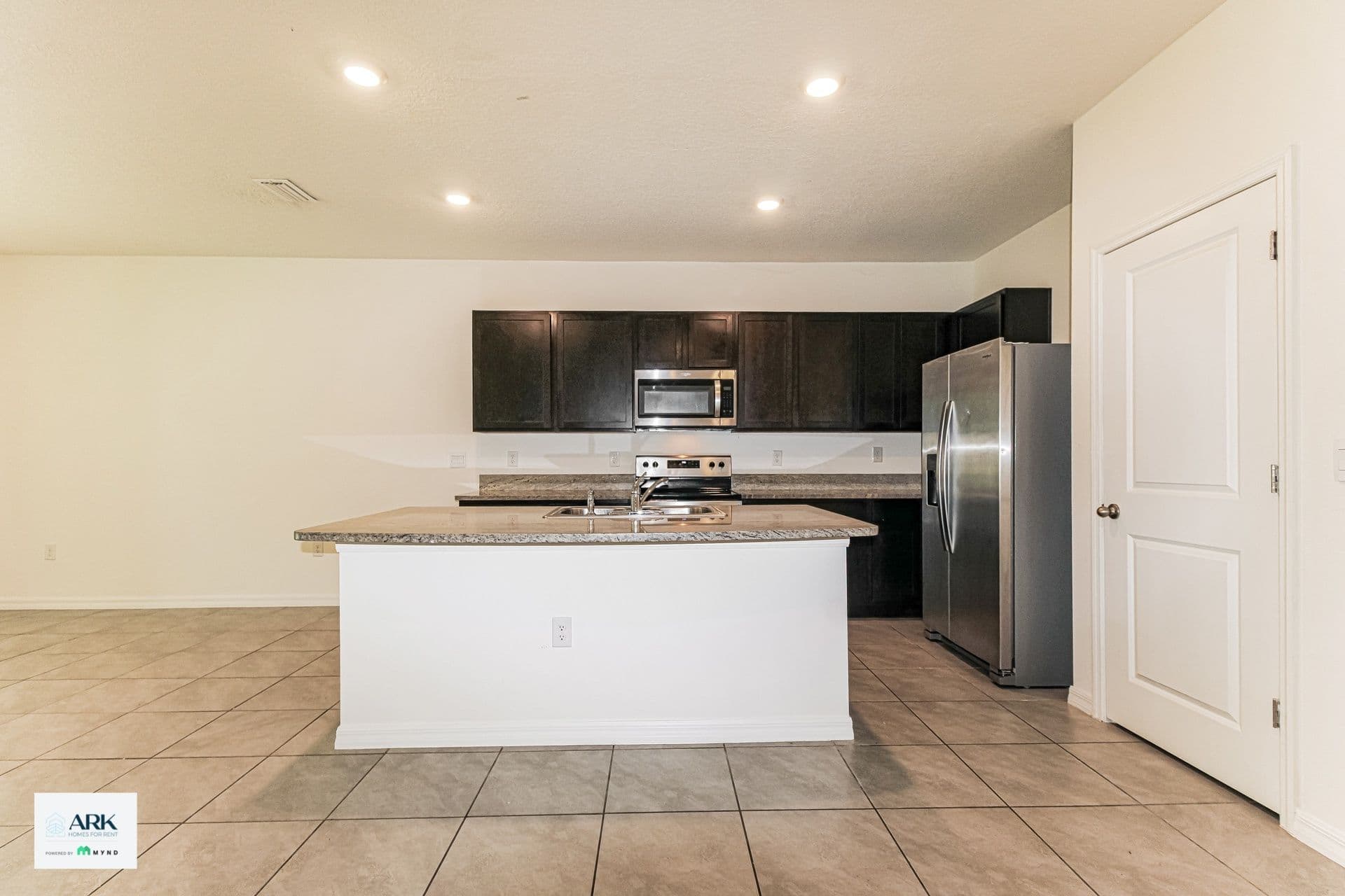 MYND — 3 Bedroom(s) and 2.5 Bathroom(s) - Photo 10