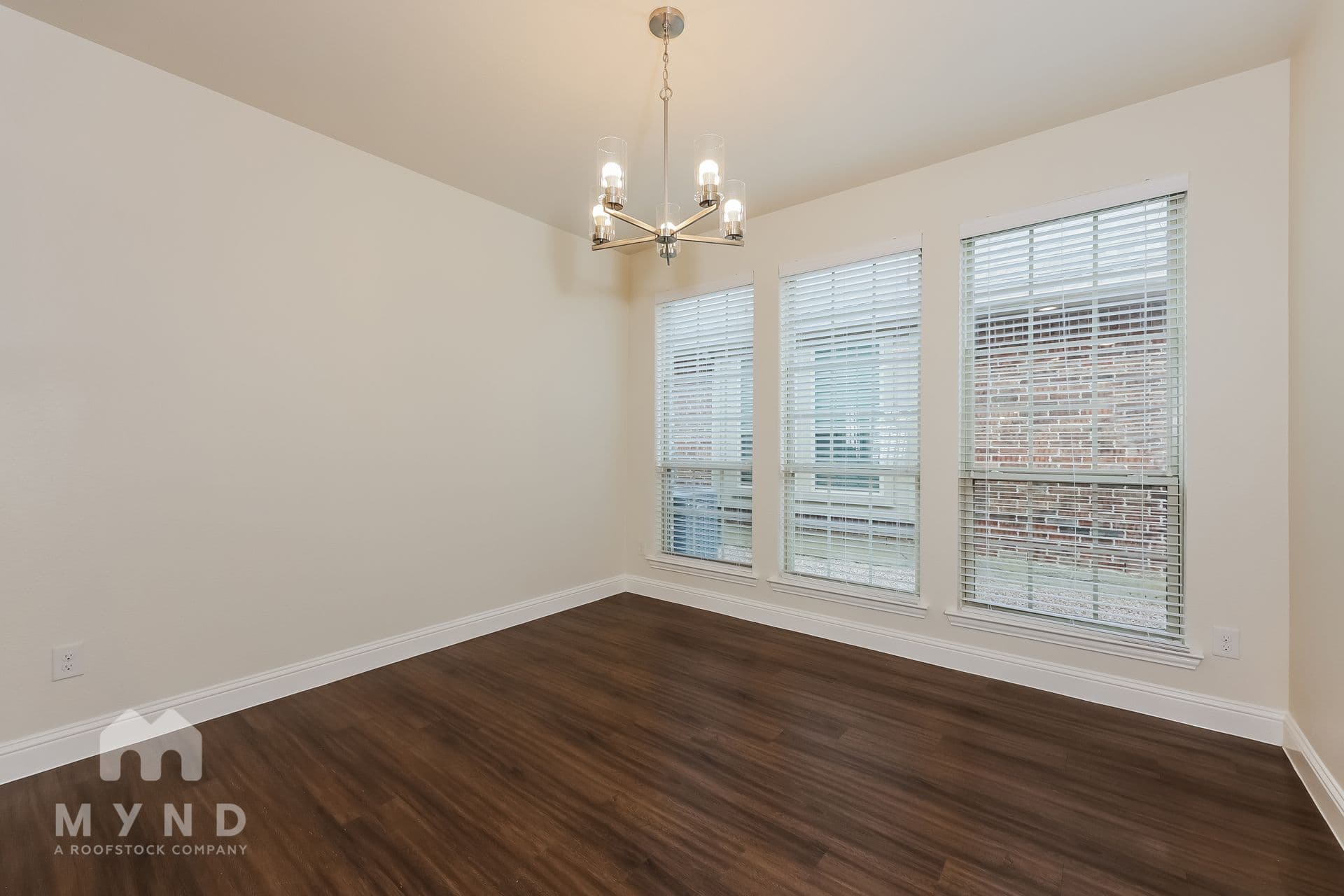 MYND — 3 Bedroom(s) and 3.5 Bathroom(s) - Photo 11