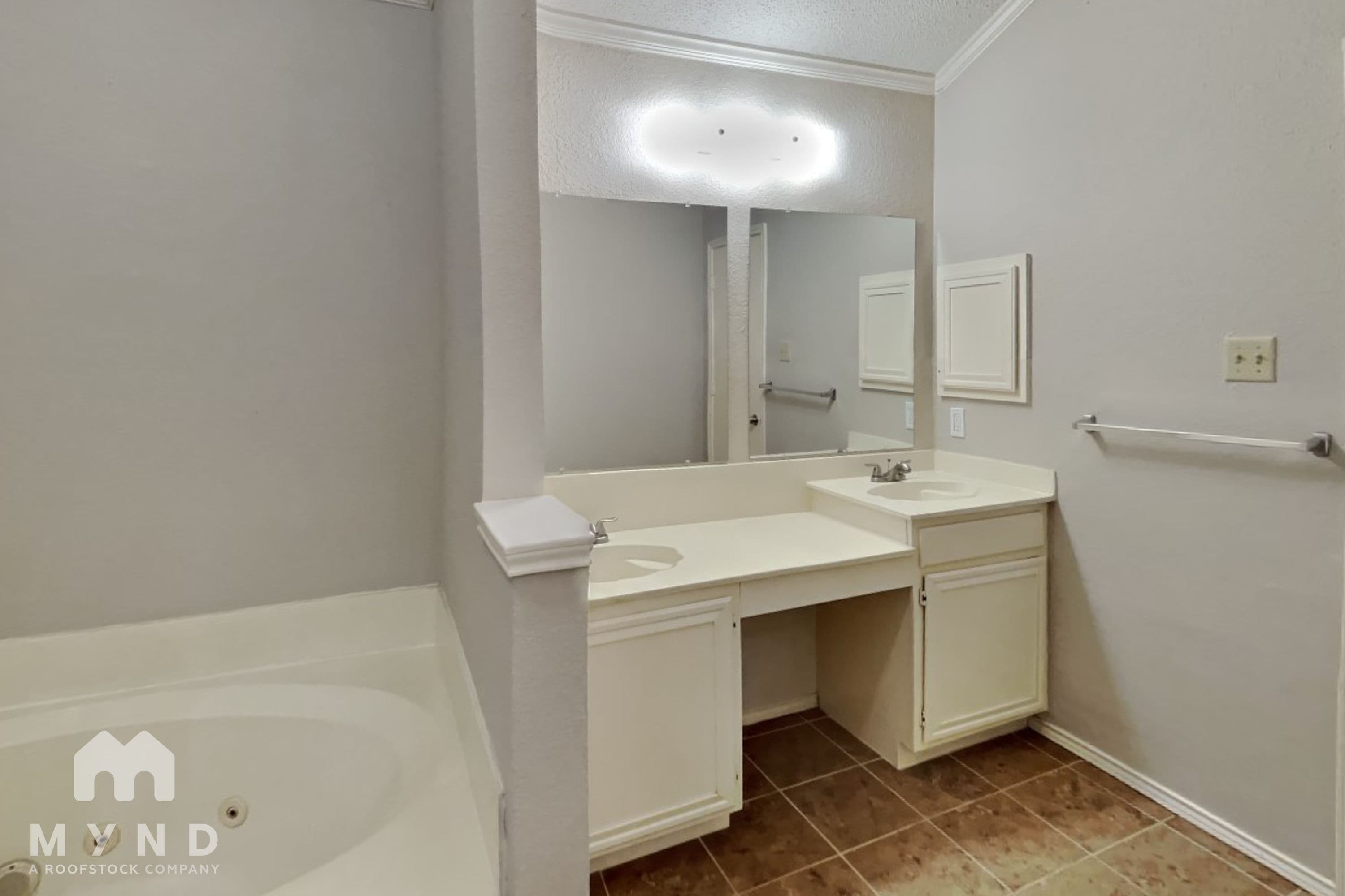 MYND — 4 Bedroom(s) and 2.5 Bathroom(s) - Photo 15