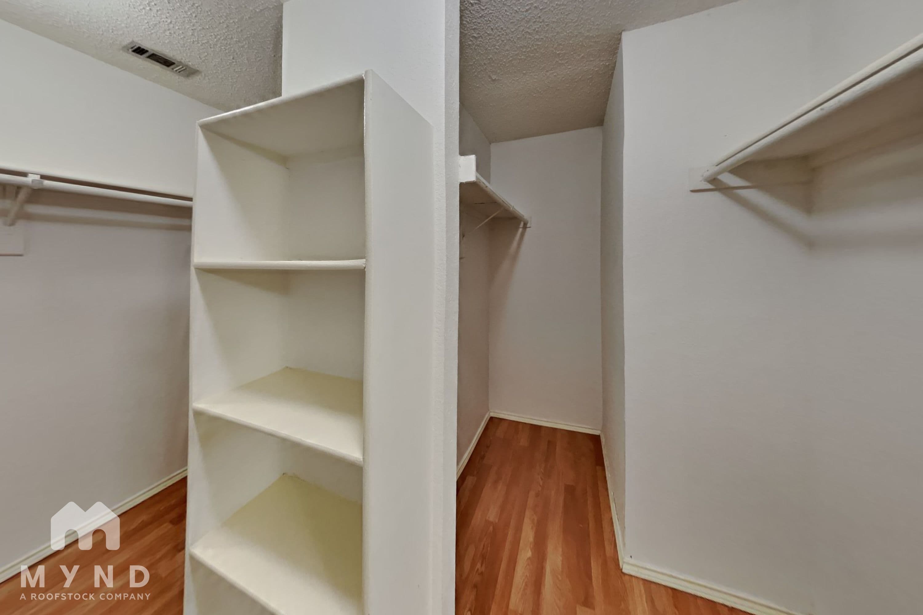 MYND — 4 Bedroom(s) and 2.5 Bathroom(s) - Photo 18