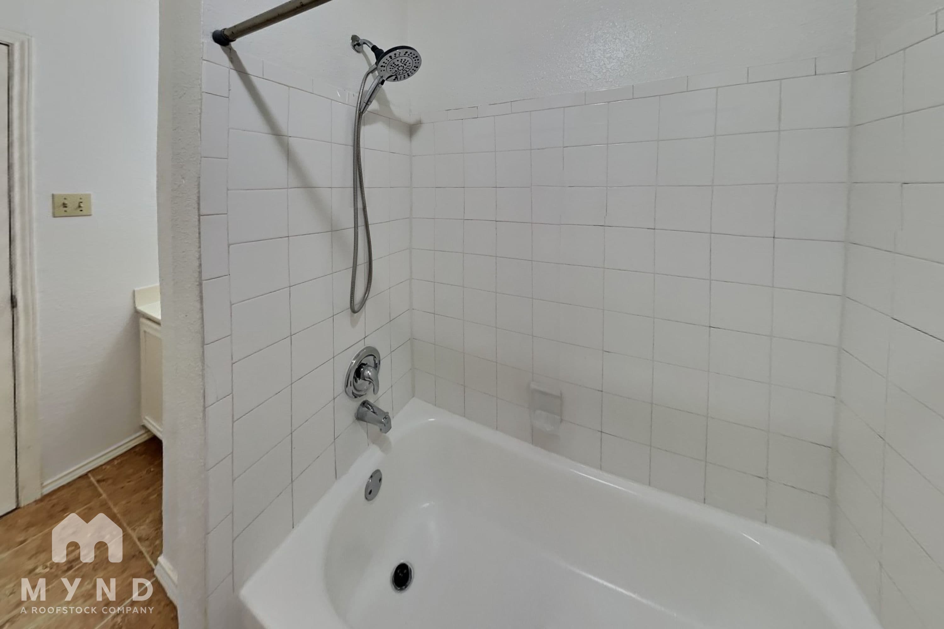 MYND — 4 Bedroom(s) and 2.5 Bathroom(s) - Photo 23