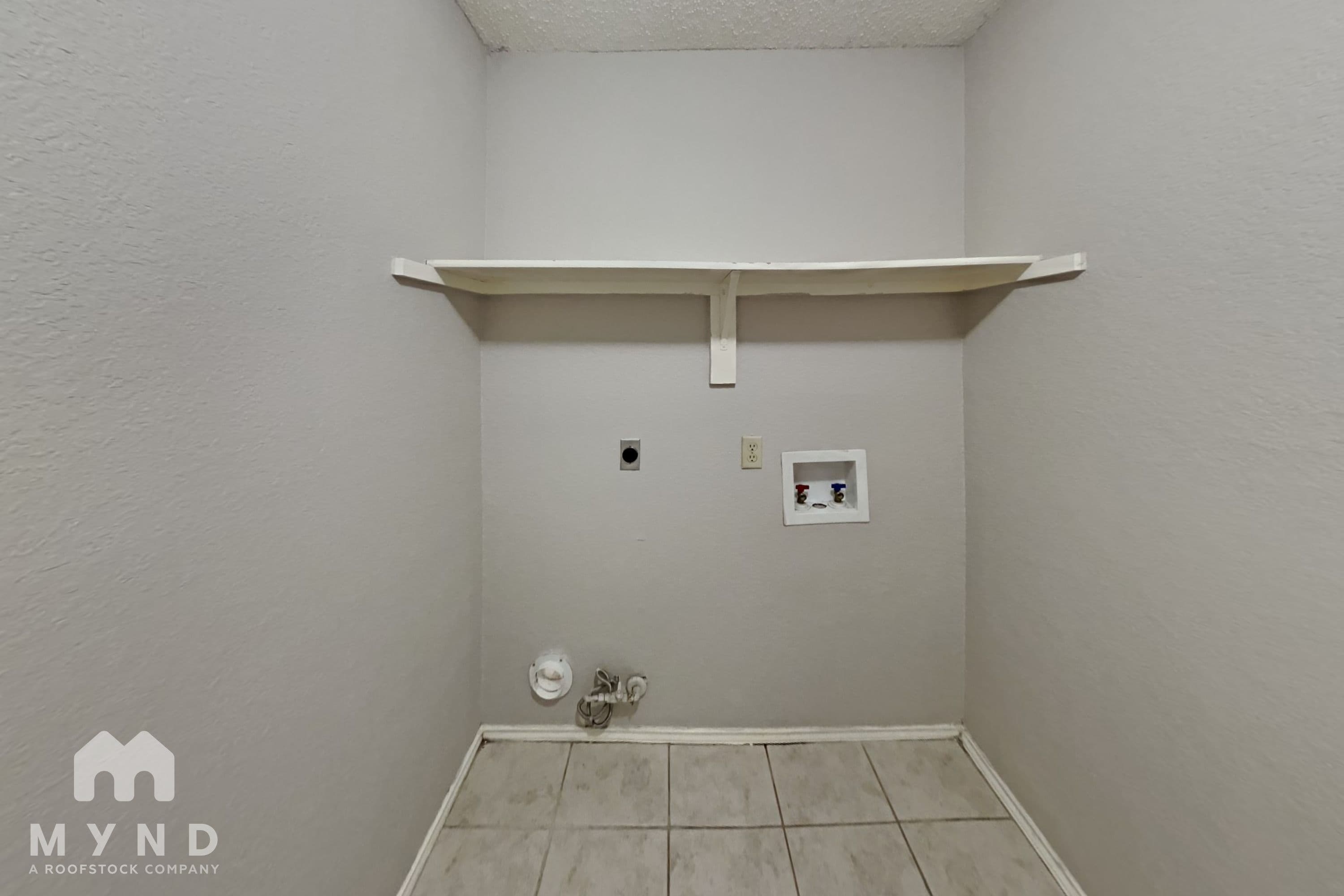 MYND — 4 Bedroom(s) and 2.5 Bathroom(s) - Photo 25