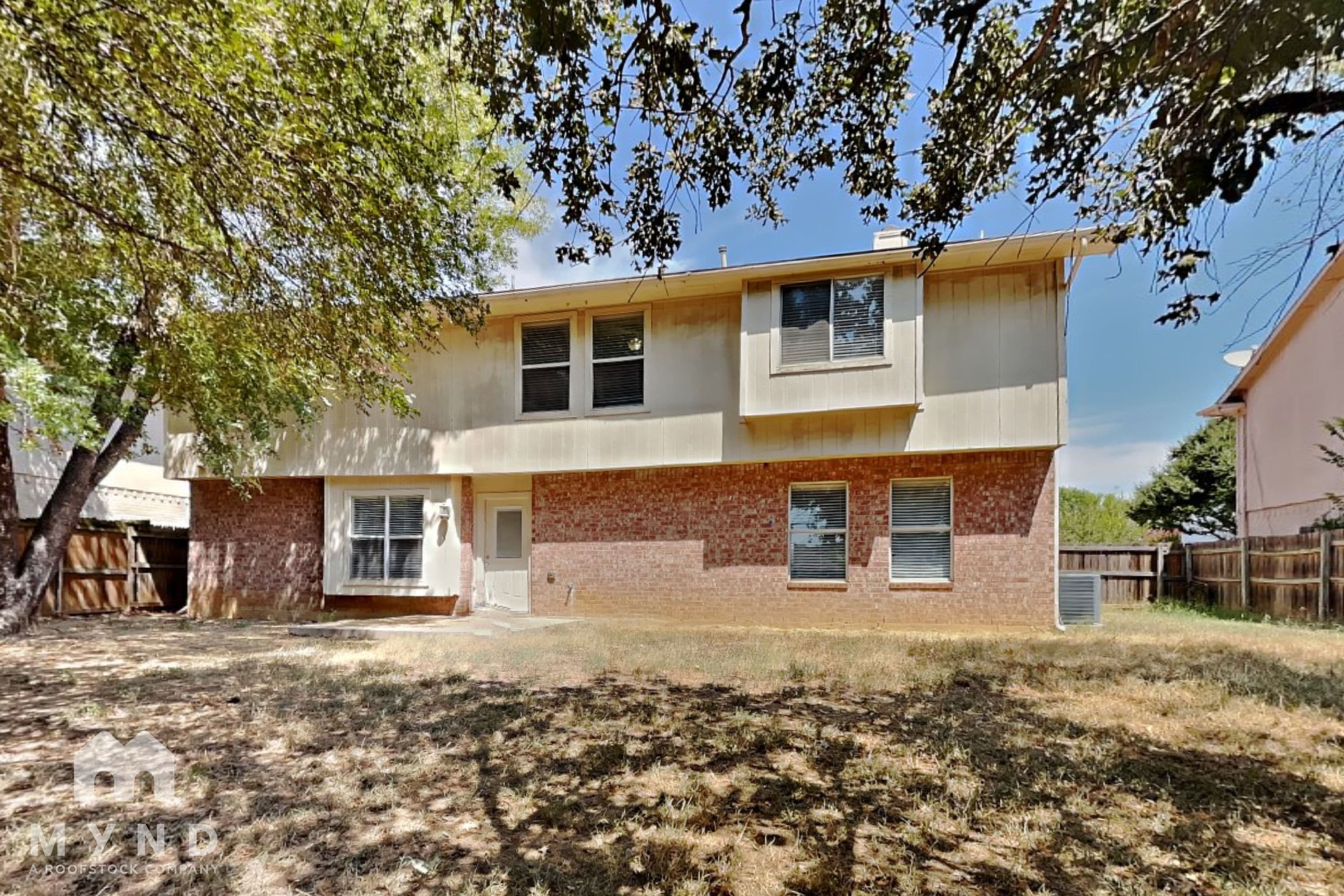 MYND — 4 Bedroom(s) and 2.5 Bathroom(s) - Photo 26