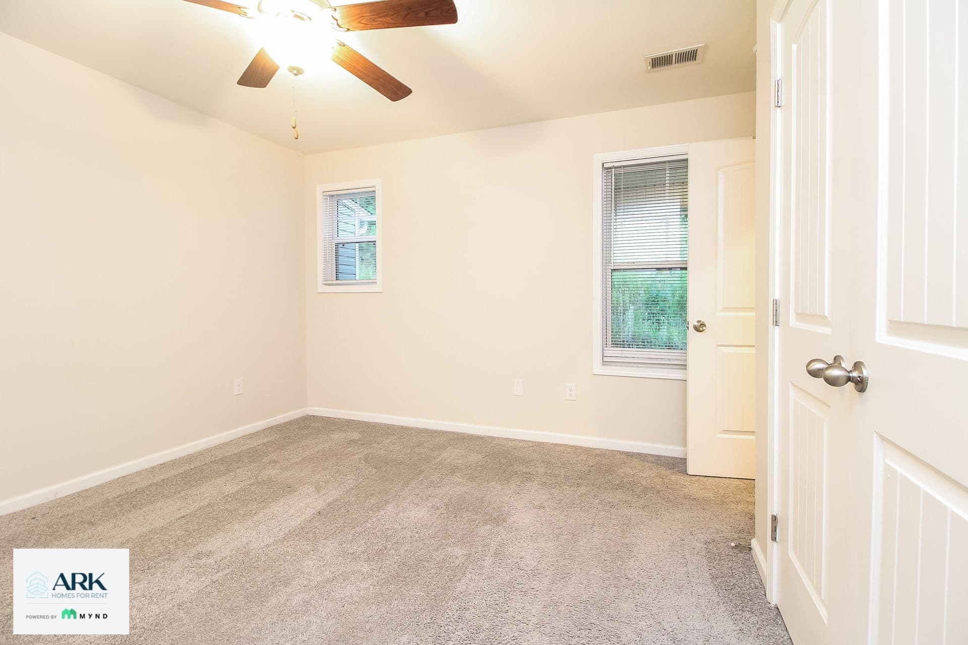 MYND — 3 Bedroom(s) and 3.5 Bathroom(s) - Photo 10