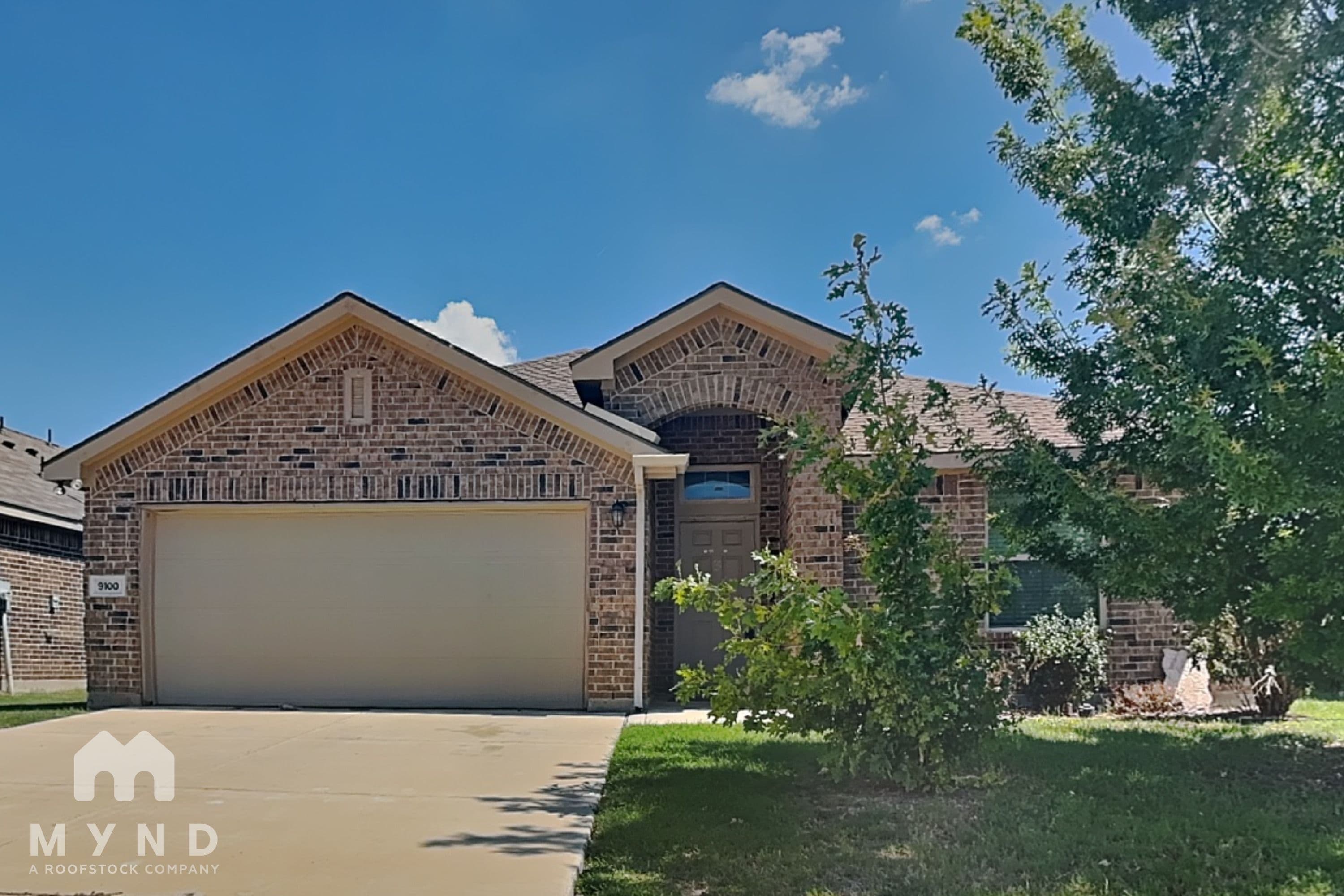 MYND — 4 Bedroom(s) and 2 Bathroom(s) - Photo 1