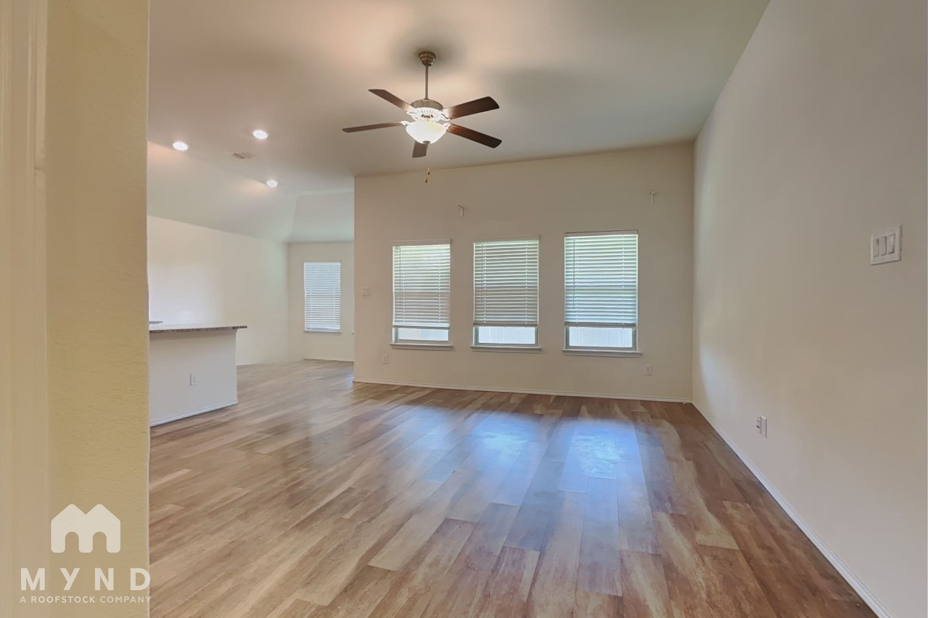 MYND — 4 Bedroom(s) and 2 Bathroom(s) - Photo 3