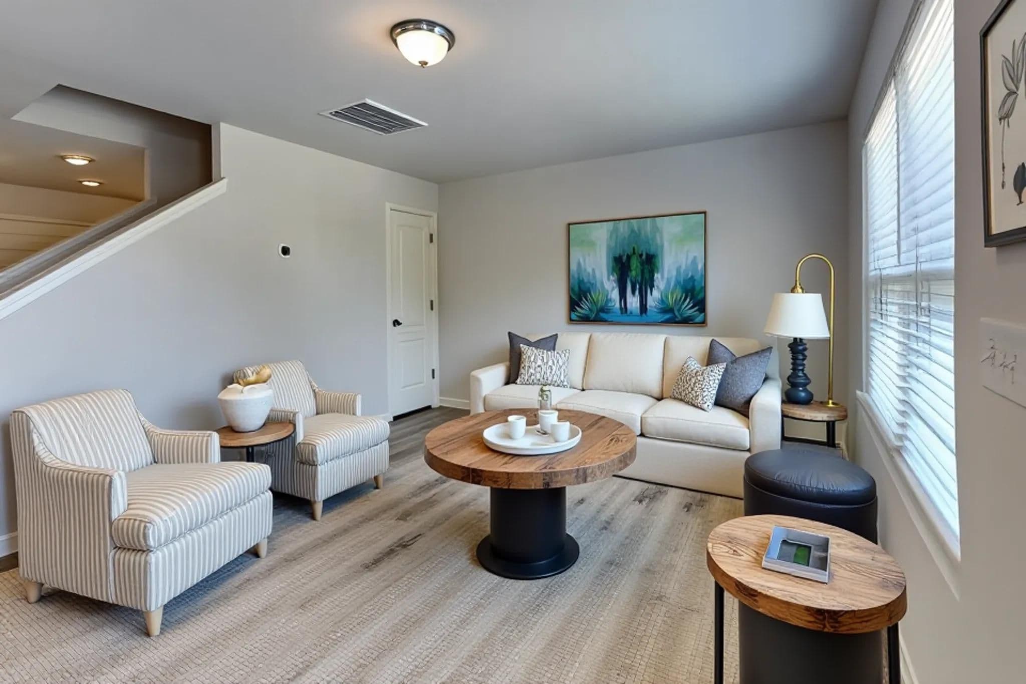 MYND — 3 Bedroom(s) and 2 Bathroom(s) - Photo 2