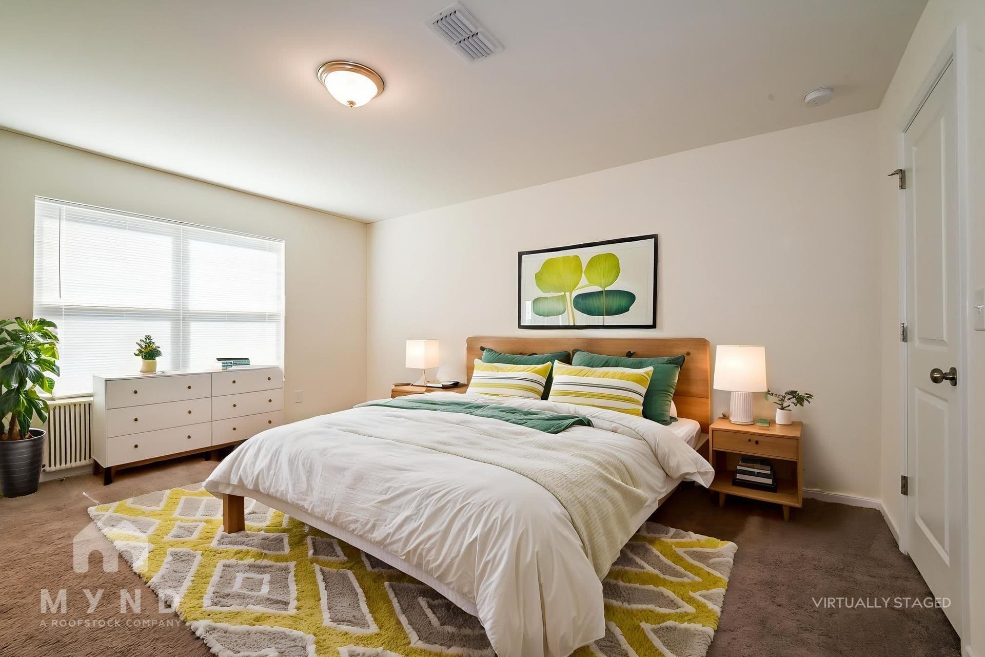 MYND — 3 Bedroom(s) and 2.5 Bathroom(s) - Photo 4