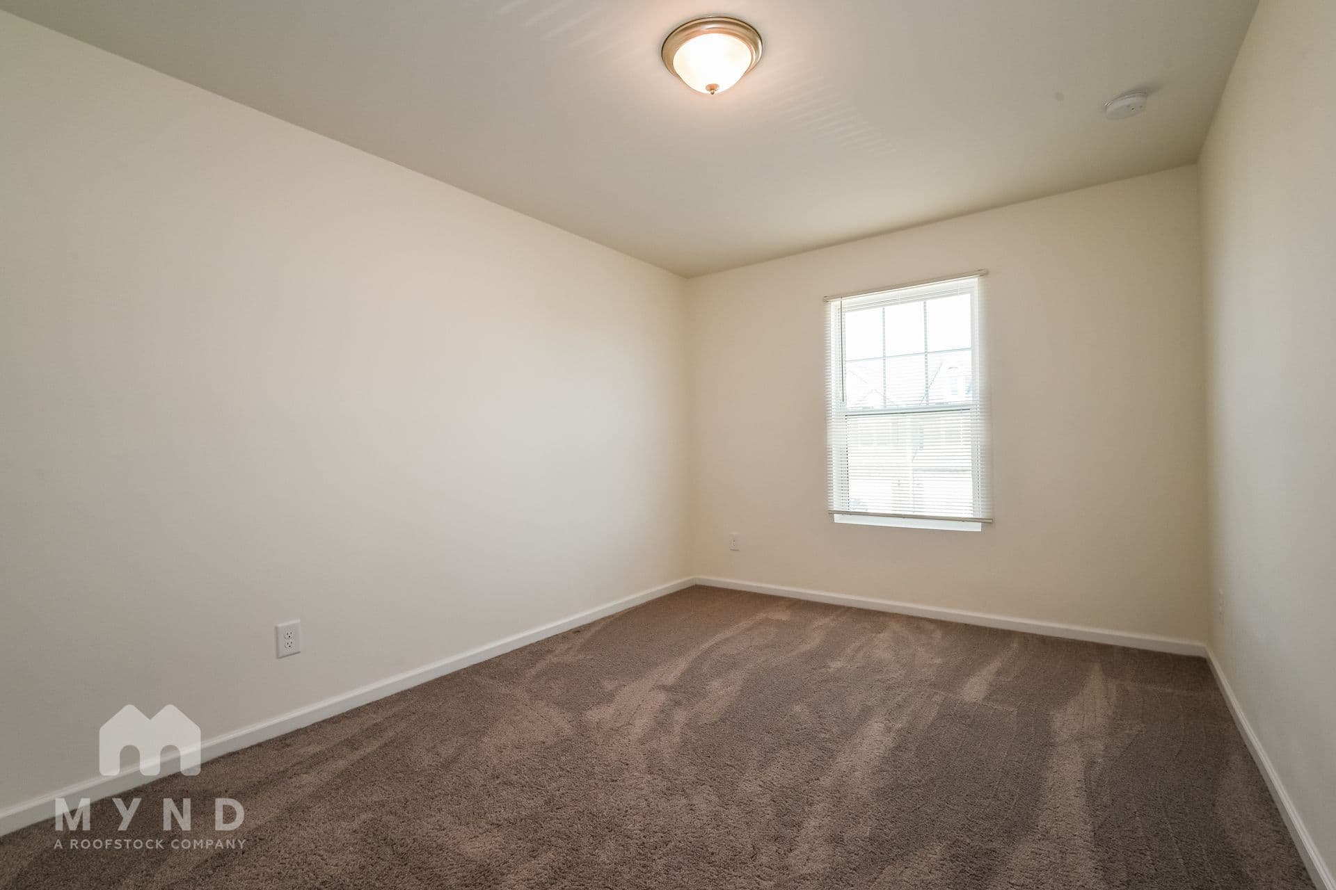 MYND — 3 Bedroom(s) and 2.5 Bathroom(s) - Photo 16