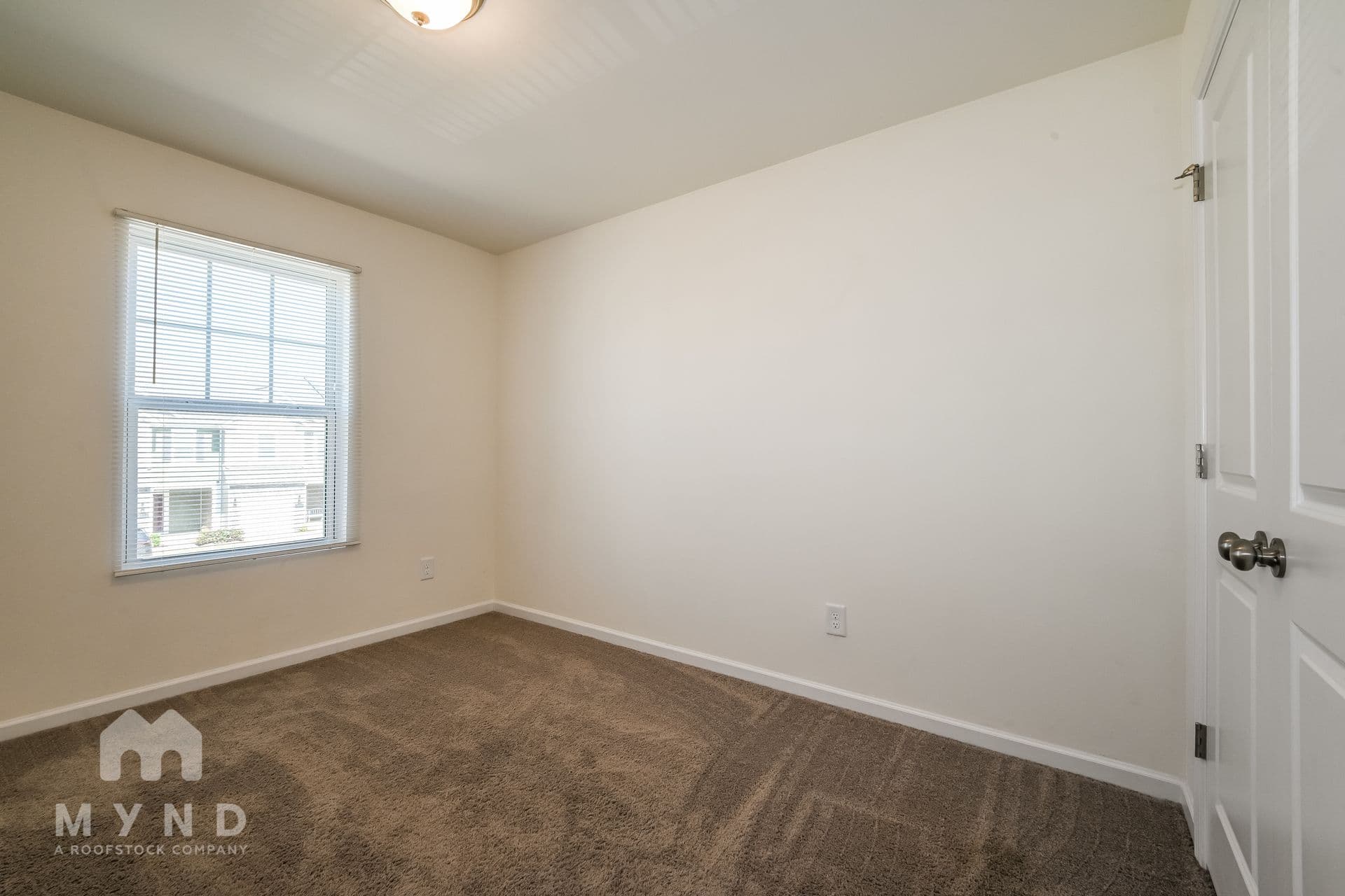 MYND — 3 Bedroom(s) and 2.5 Bathroom(s) - Photo 17