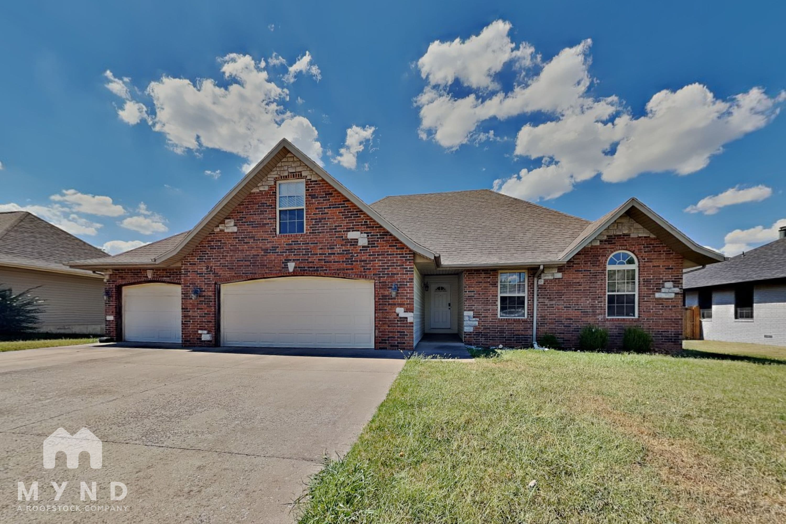 MYND — 3 Bedroom(s) and 2 Bathroom(s) - Photo 1