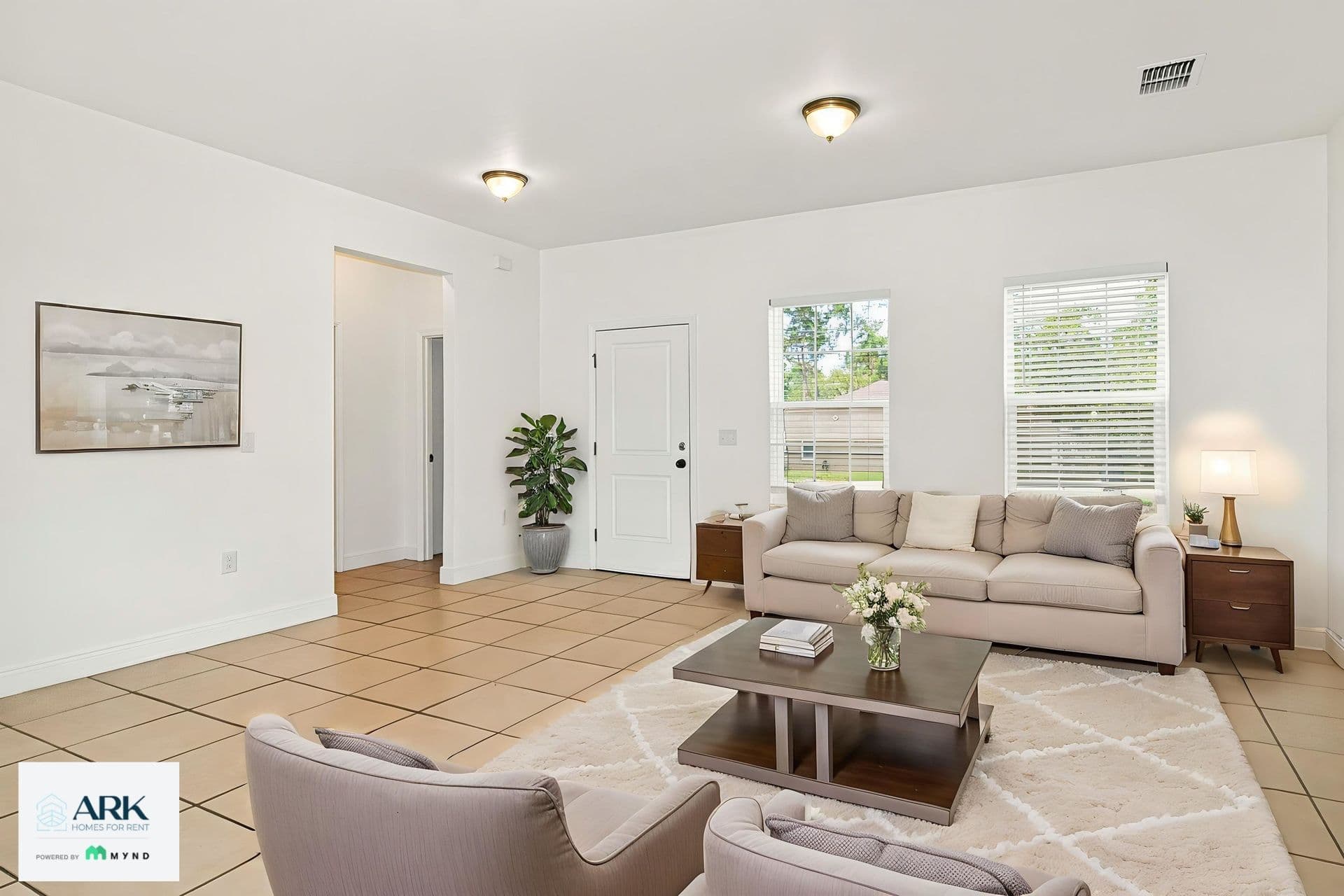MYND — 4 Bedroom(s) and 2 Bathroom(s) - Photo 3