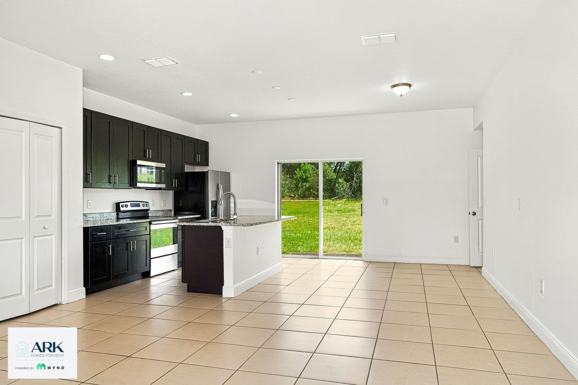 MYND — 4 Bedroom(s) and 2 Bathroom(s) - Photo 9