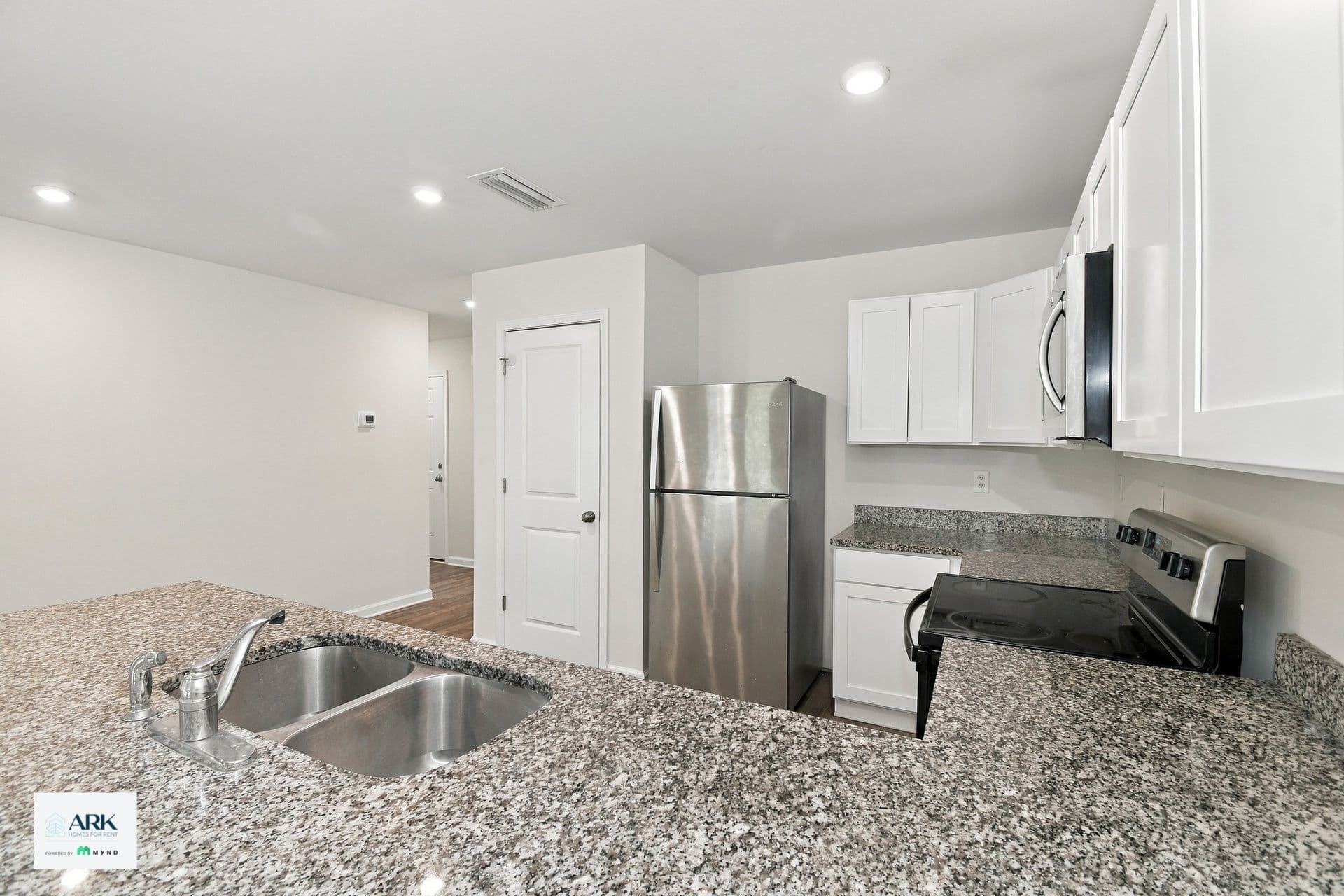 MYND — 4 Bedroom(s) and 2 Bathroom(s) - Photo 11