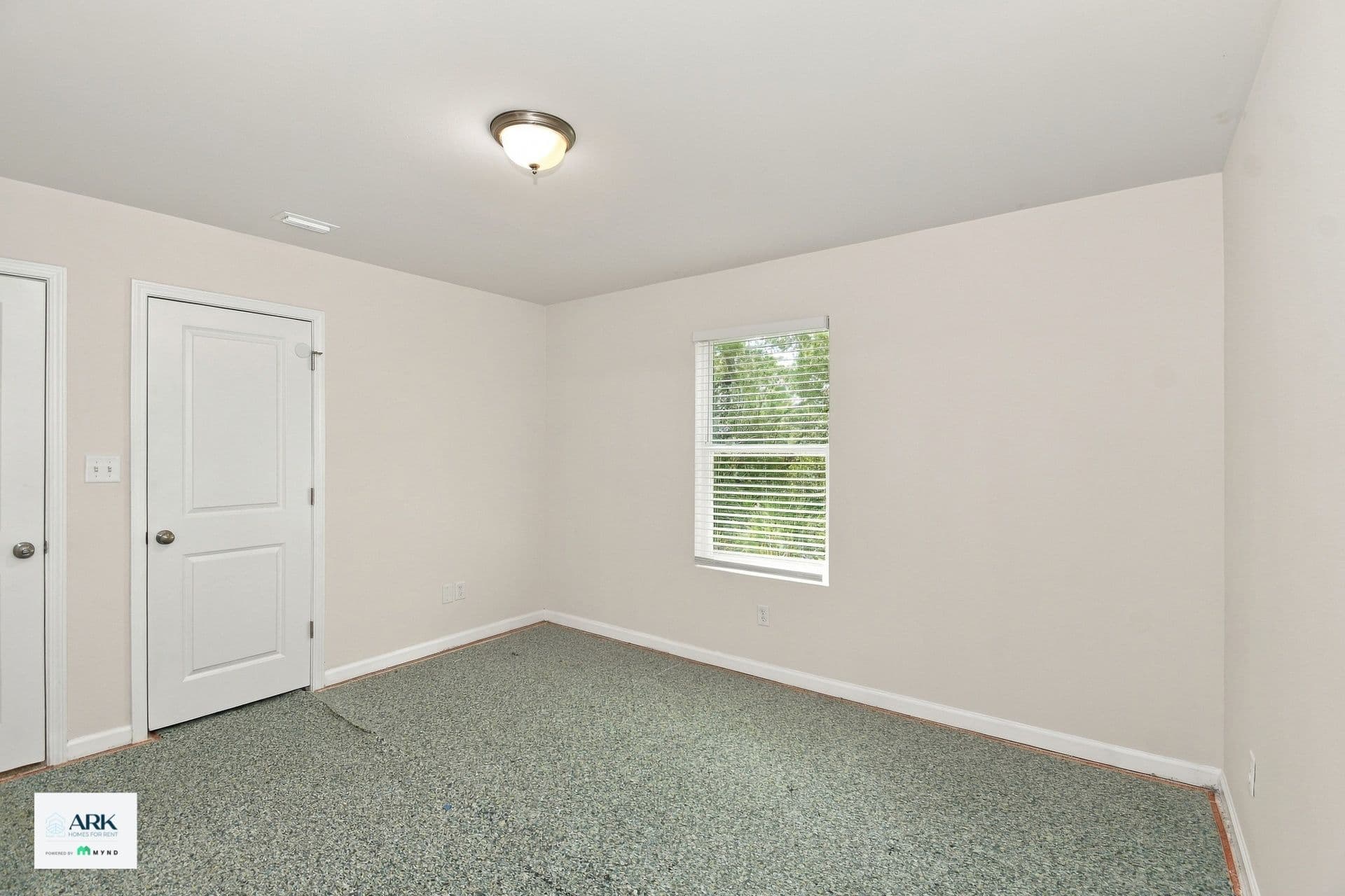 MYND — 4 Bedroom(s) and 2 Bathroom(s) - Photo 12