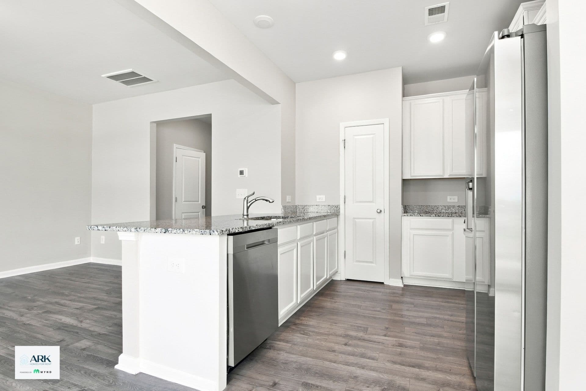 MYND — 3 Bedroom(s) and 2 Bathroom(s) - Photo 9