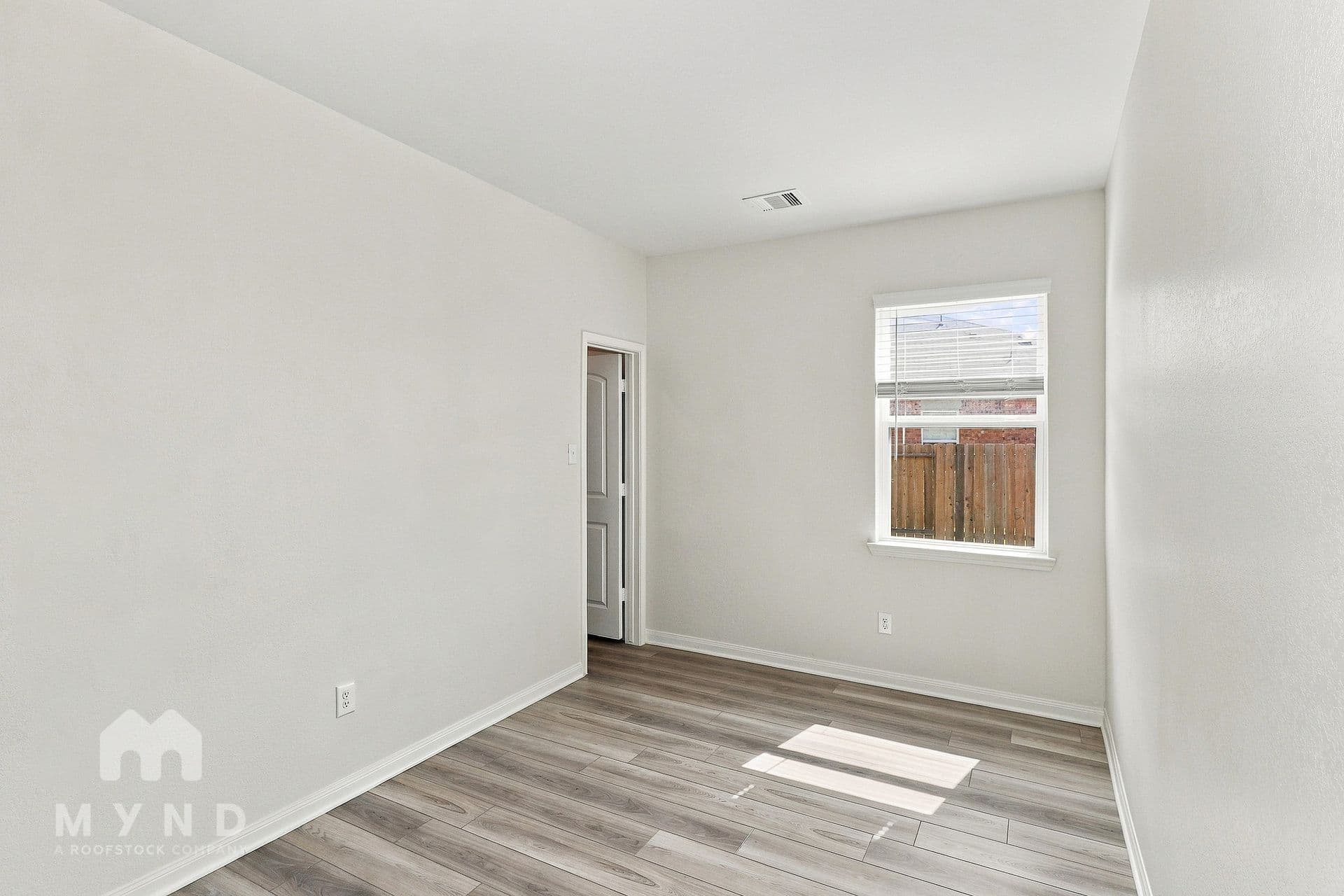 MYND — 4 Bedroom(s) and 2 Bathroom(s) - Photo 15