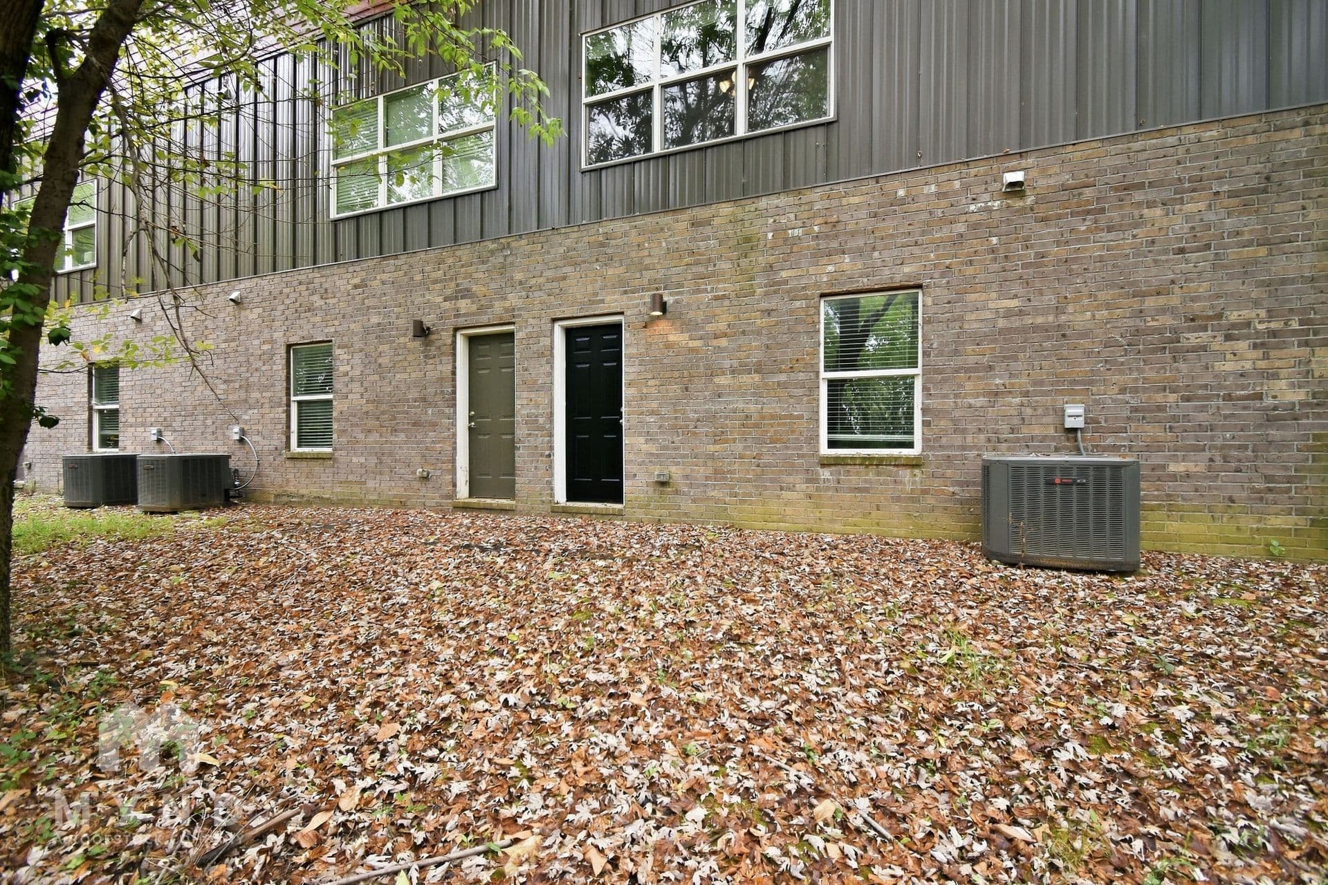 MYND — 1750 - Photo 18