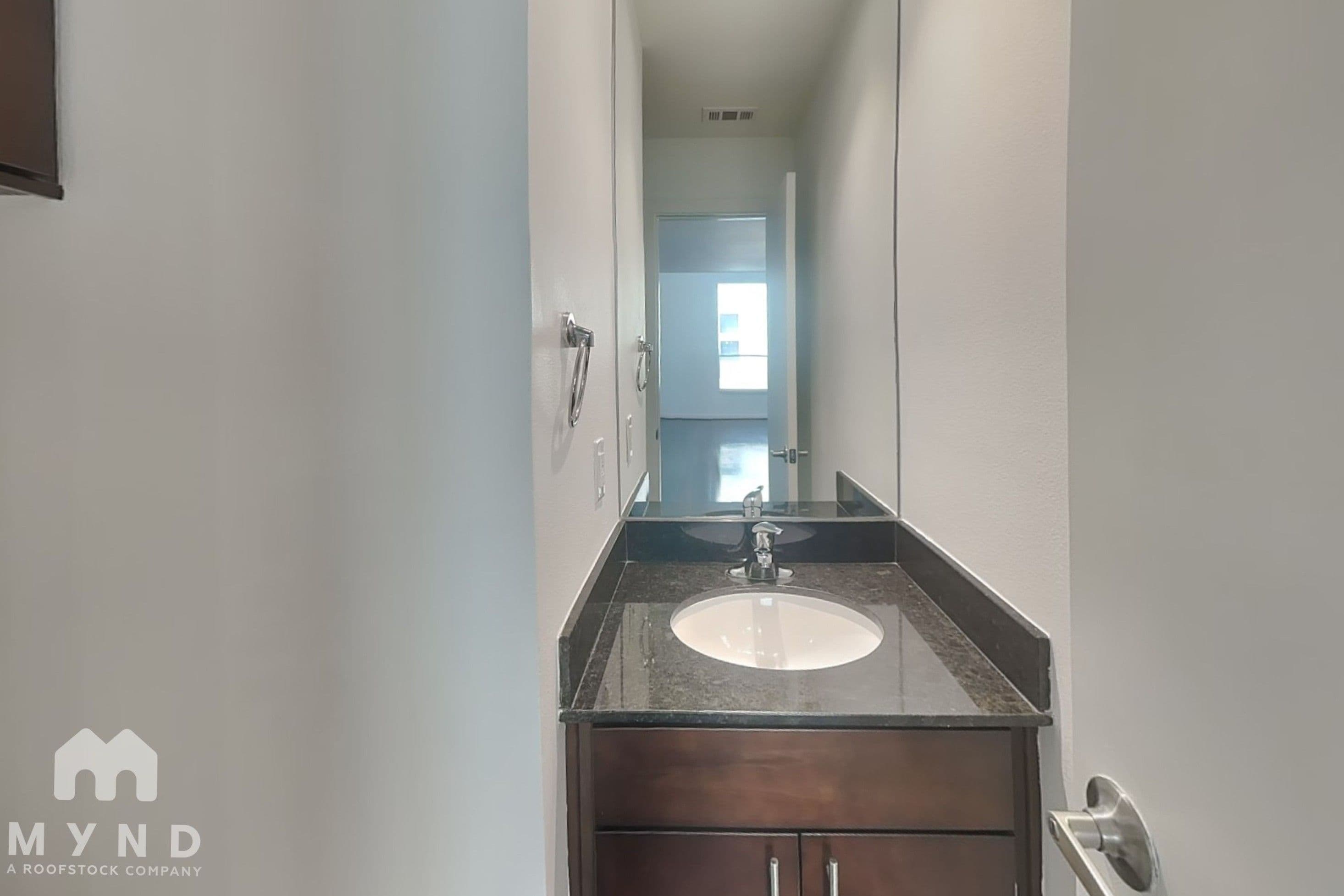 MYND — 3 Bedroom(s) and 2.5 Bathroom(s) - Photo 7