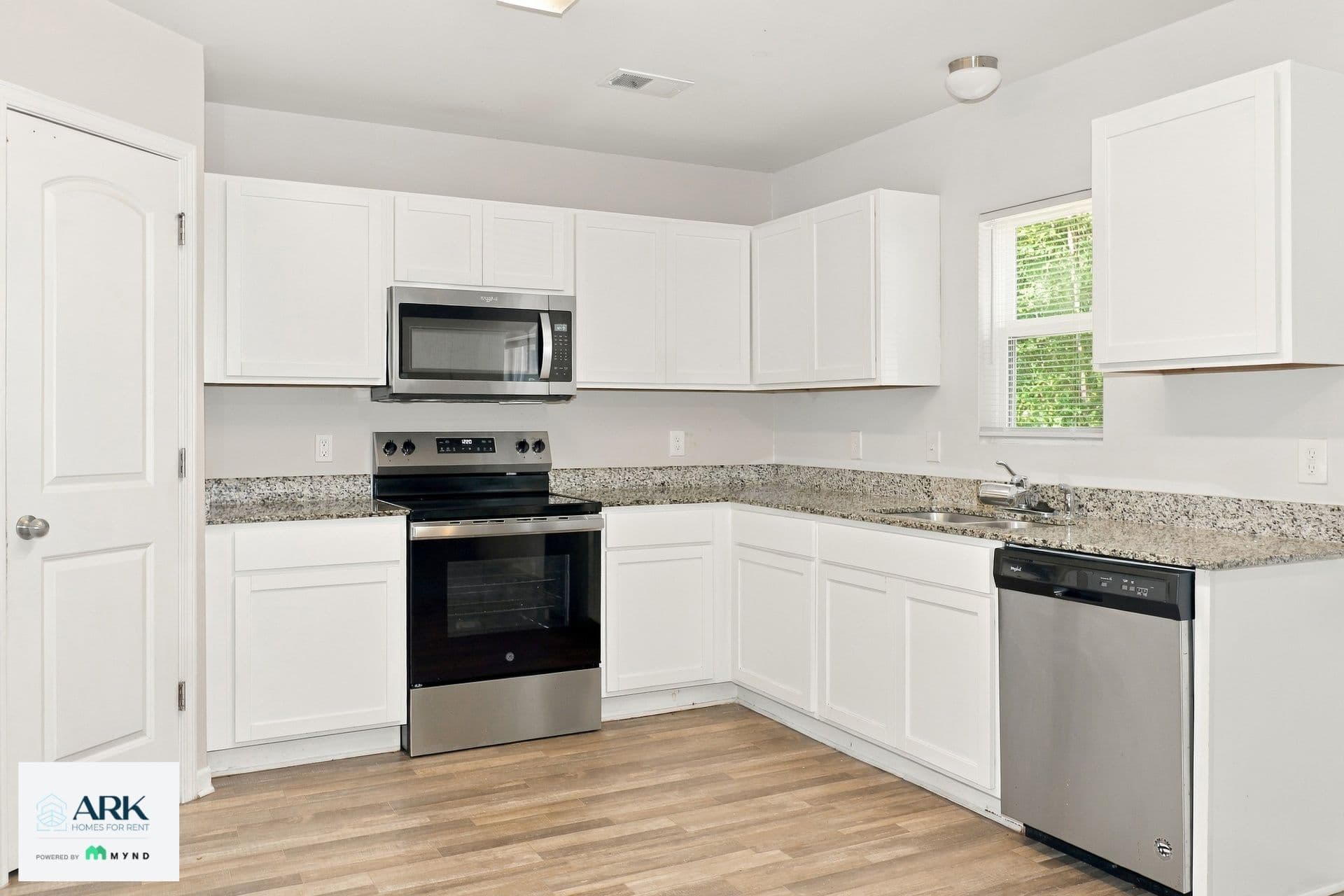 MYND — 4 Bedroom(s) and 3 Bathroom(s) - Photo 9