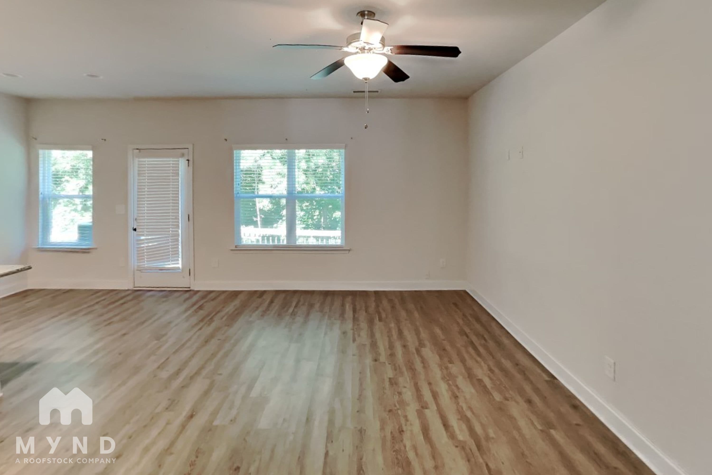 MYND — 3 Bedroom(s) and 2.5 Bathroom(s) - Photo 2