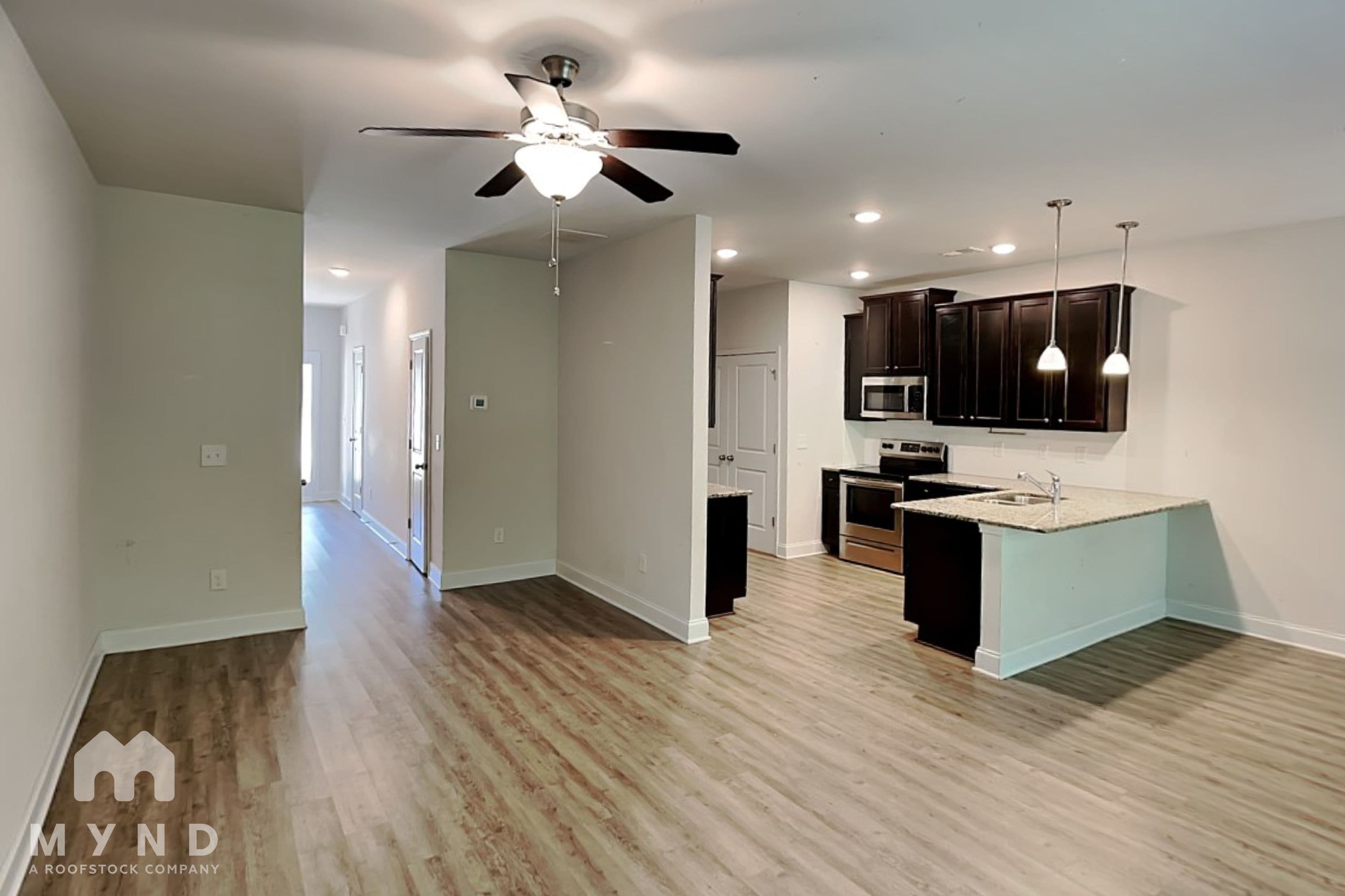 MYND — 3 Bedroom(s) and 2.5 Bathroom(s) - Photo 3