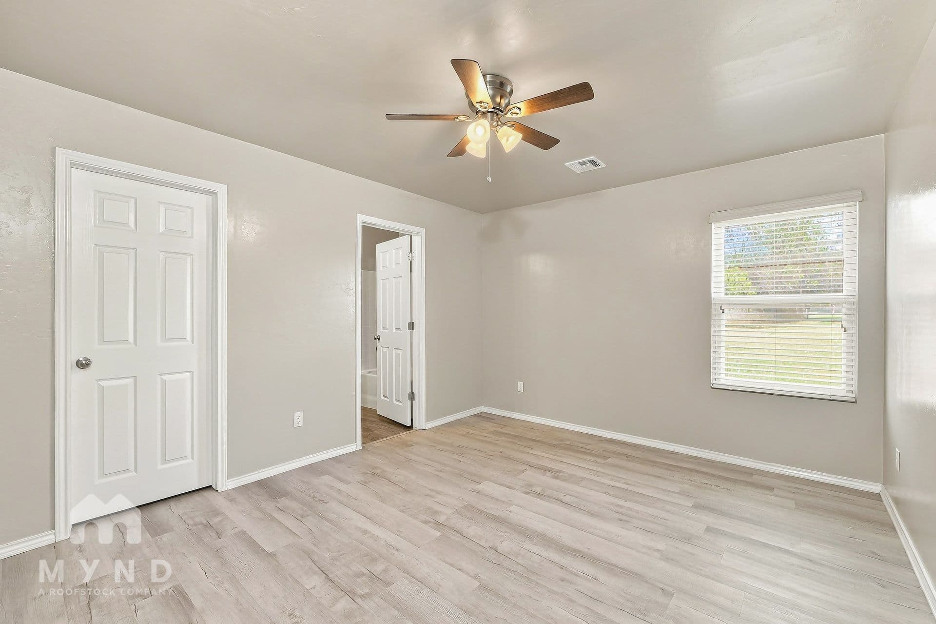 MYND — 3 Bedroom(s) and 2 Bathroom(s) - Photo 11