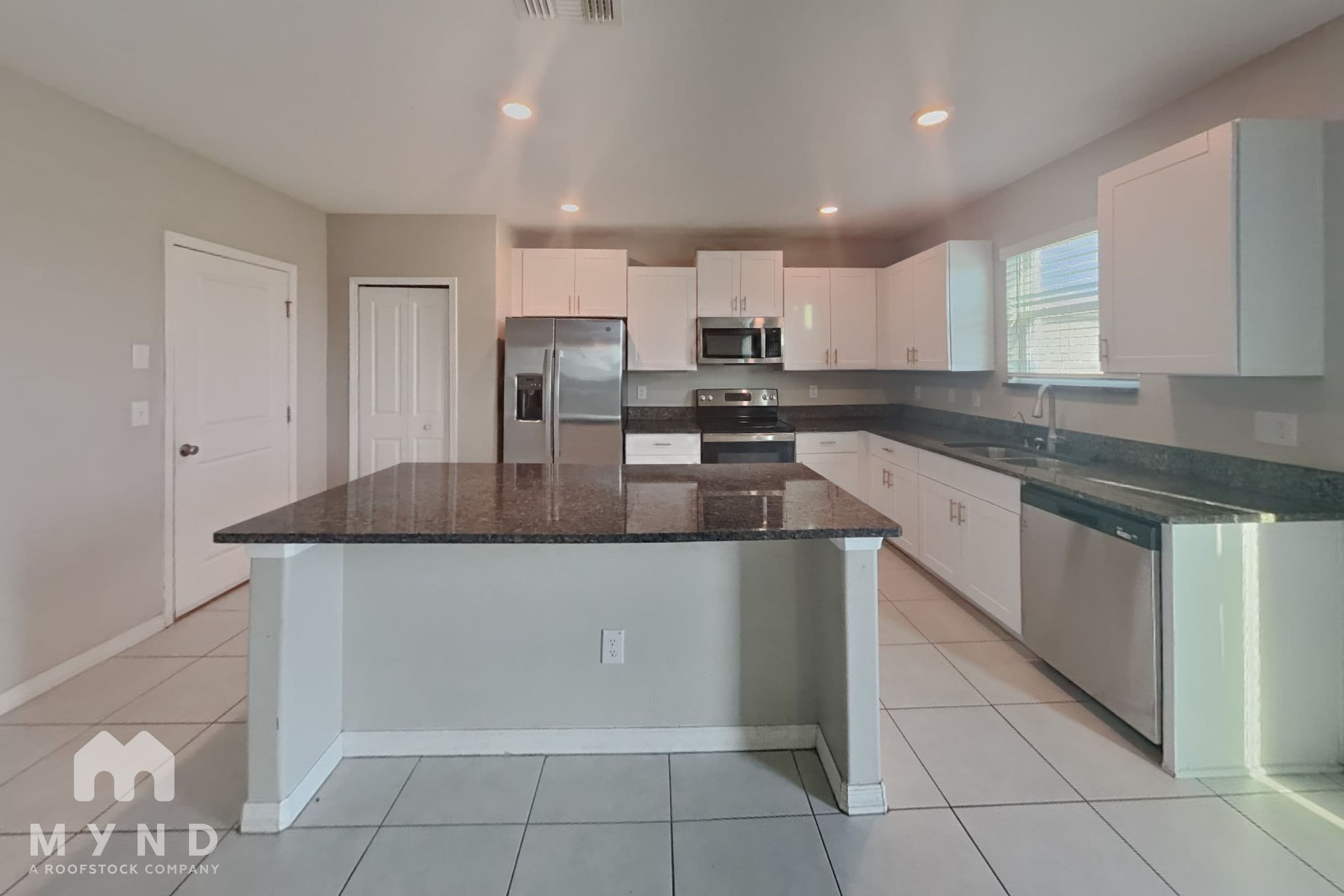 MYND — 4 Bedroom(s) and 2.5 Bathroom(s) - Photo 5