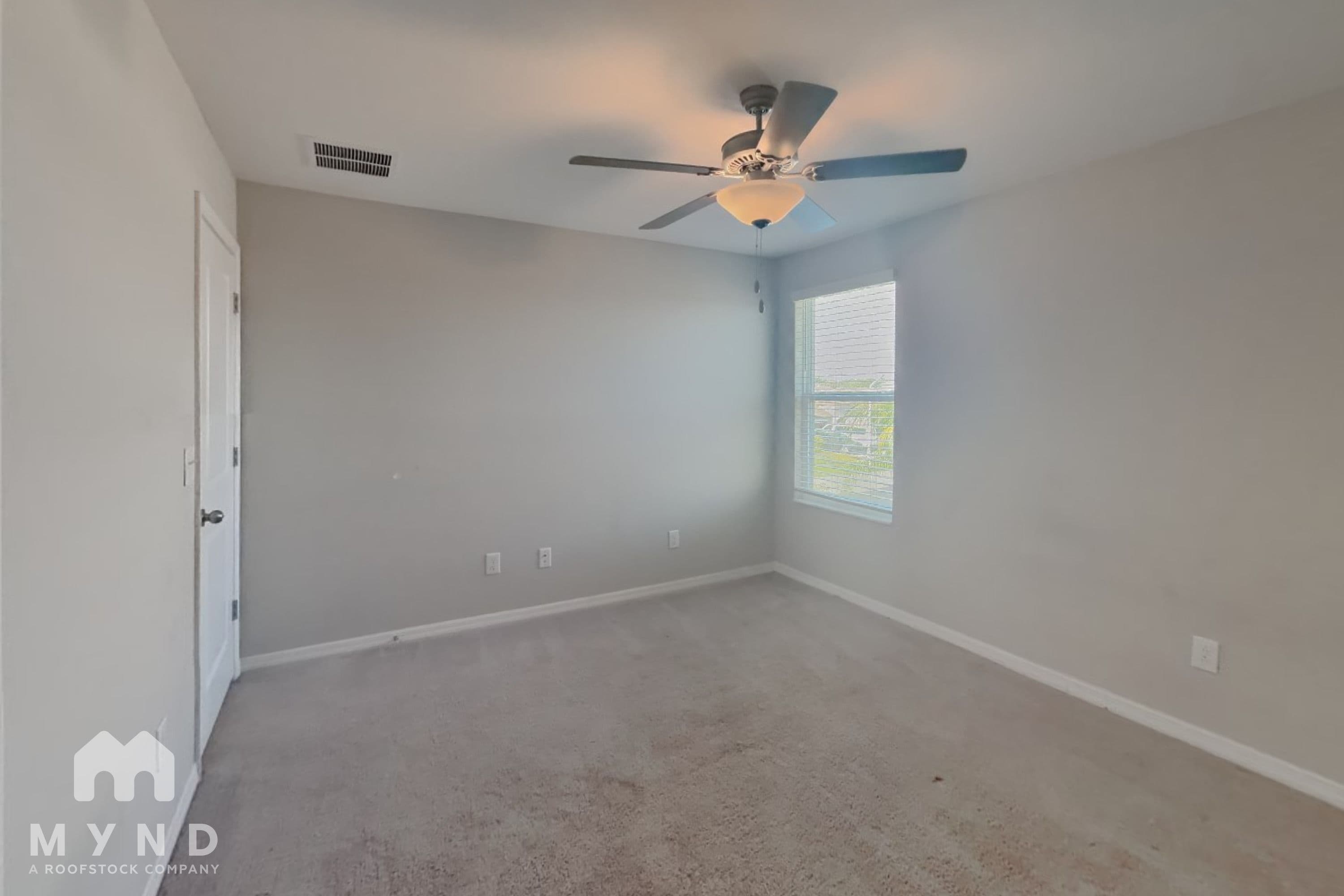 MYND — 4 Bedroom(s) and 2.5 Bathroom(s) - Photo 15