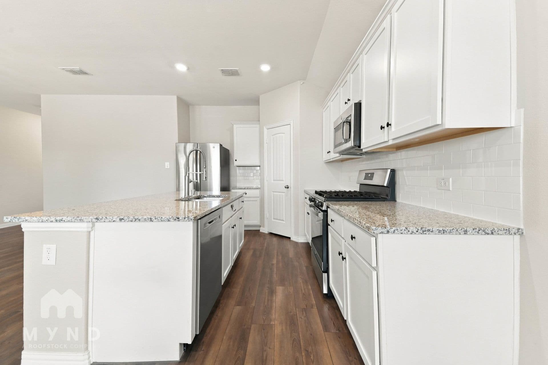 MYND - Photo 10