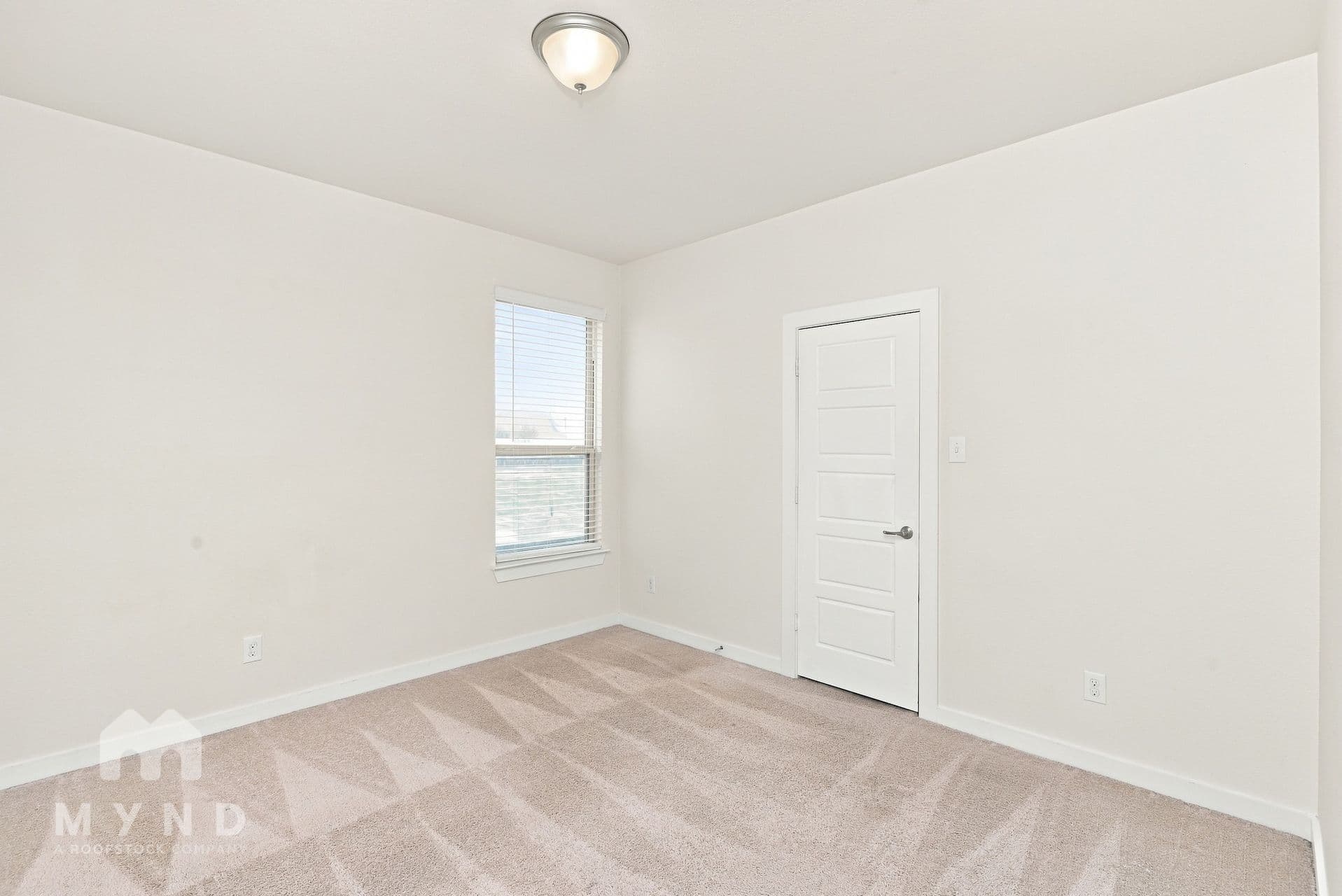MYND — 4 Bedroom(s) and 2.5 Bathroom(s) - Photo 17