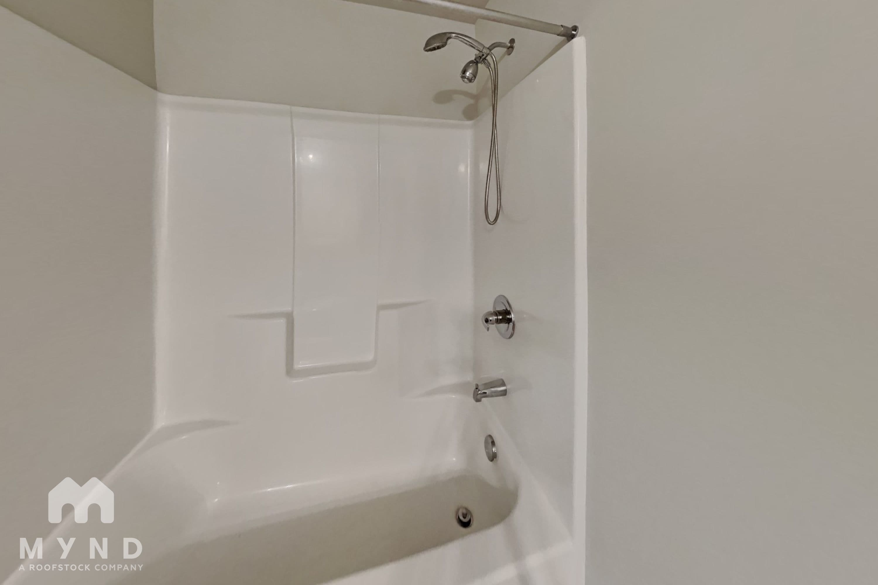 MYND — 4 Bedroom(s) and 3 Bathroom(s) - Photo 12